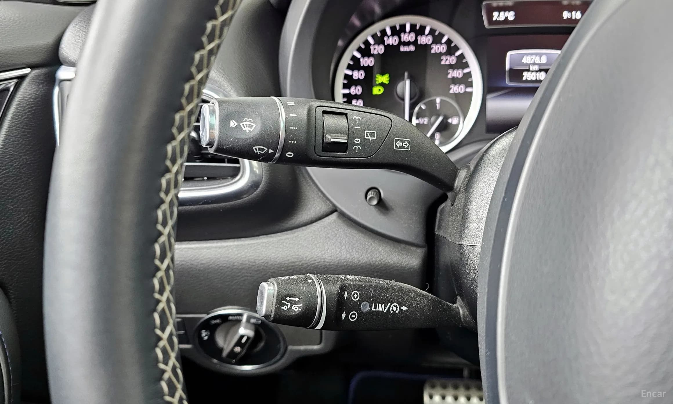 Q30