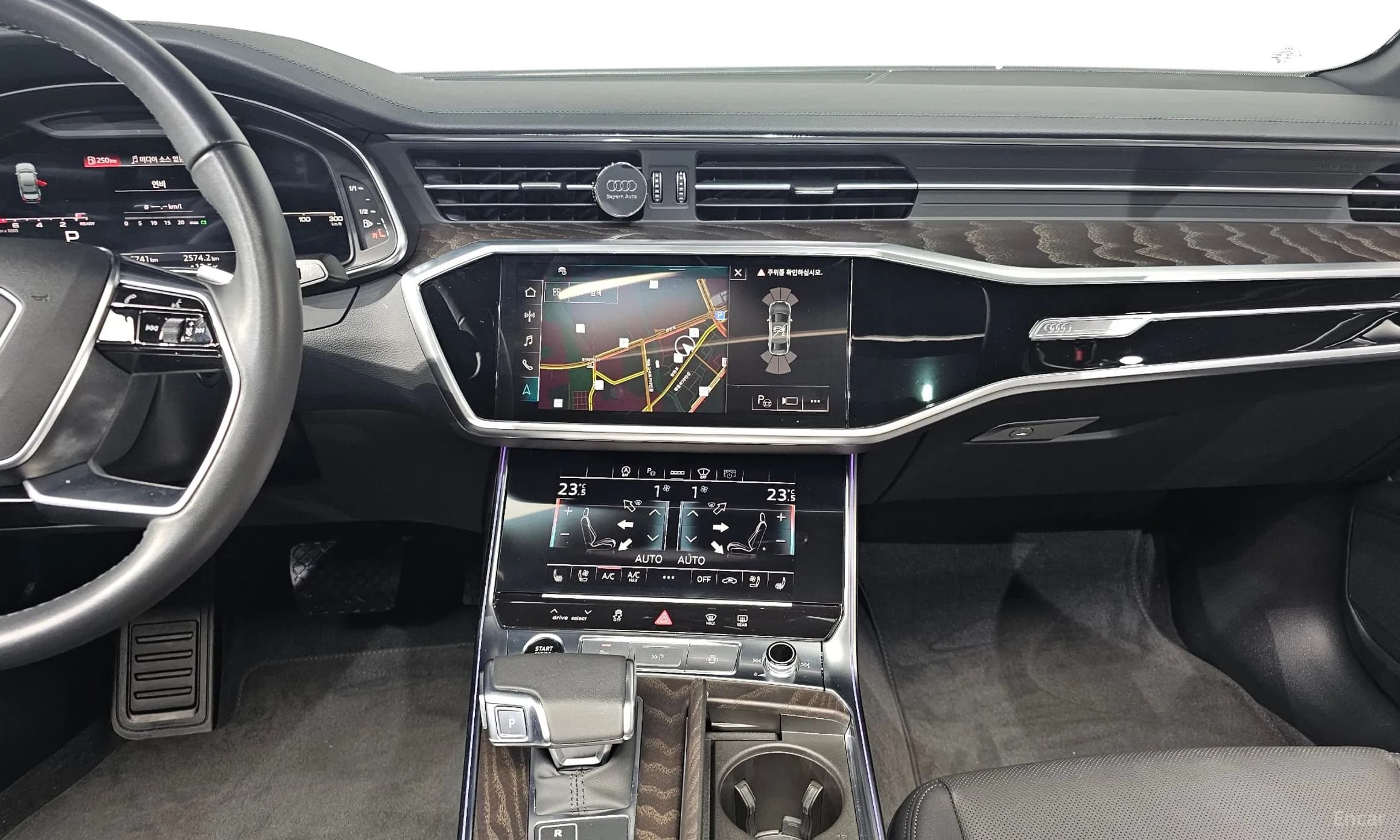 A6 (C8)