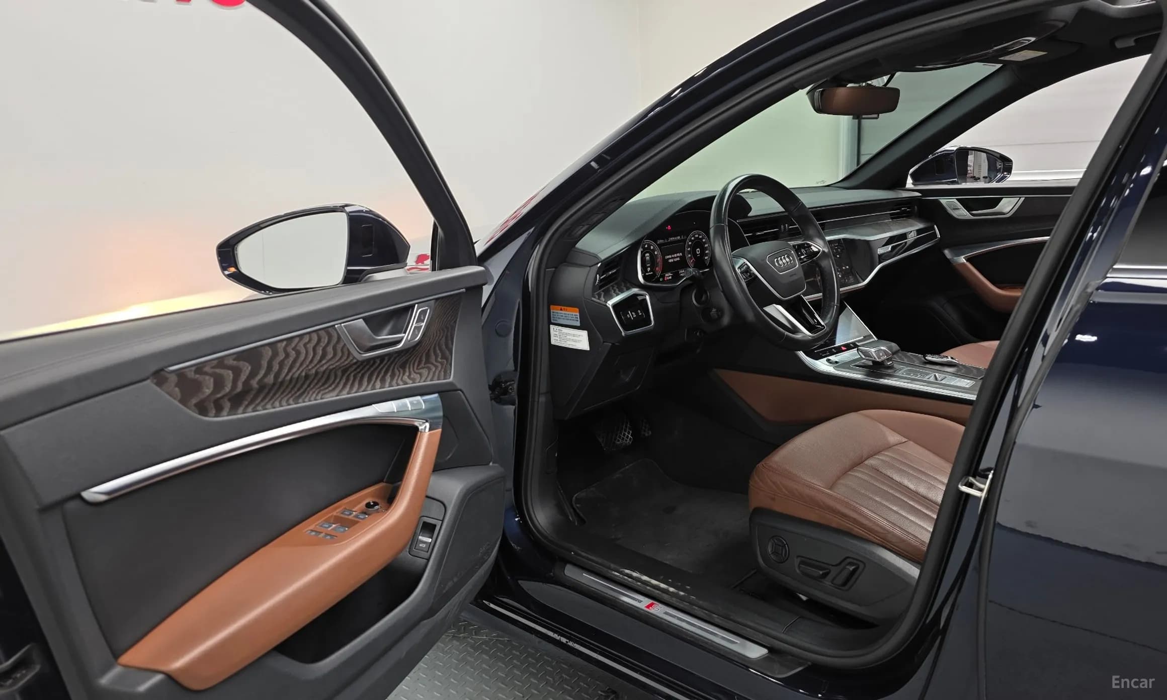 A6 (C8)