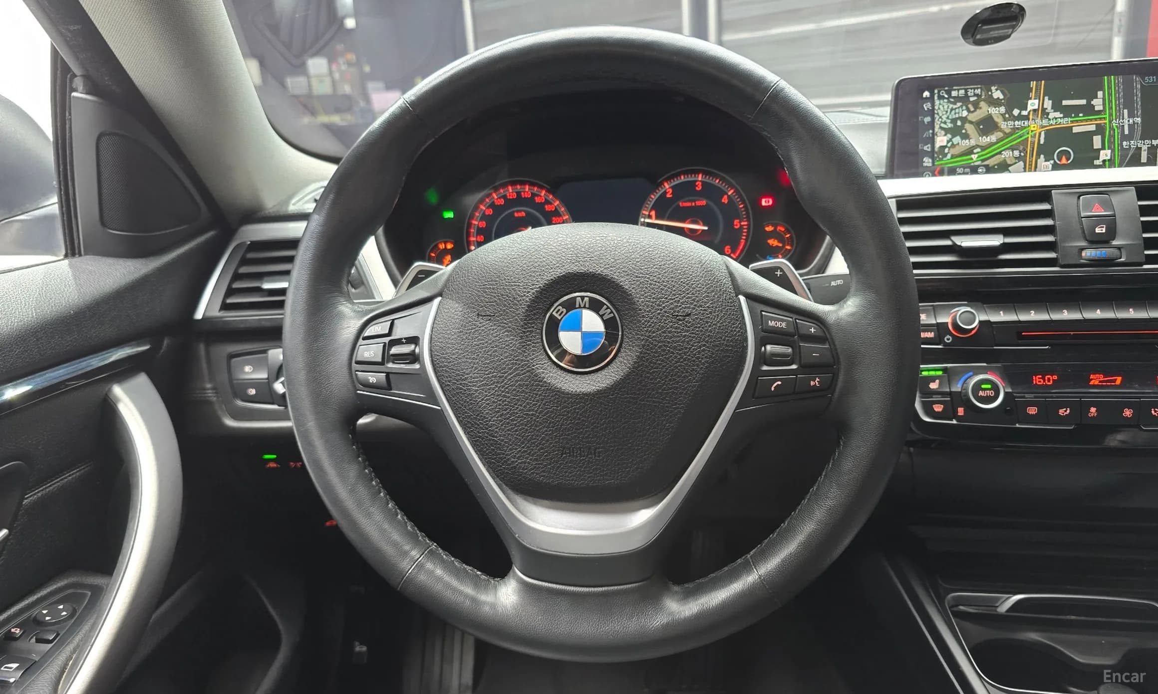 Series 4 (F32)