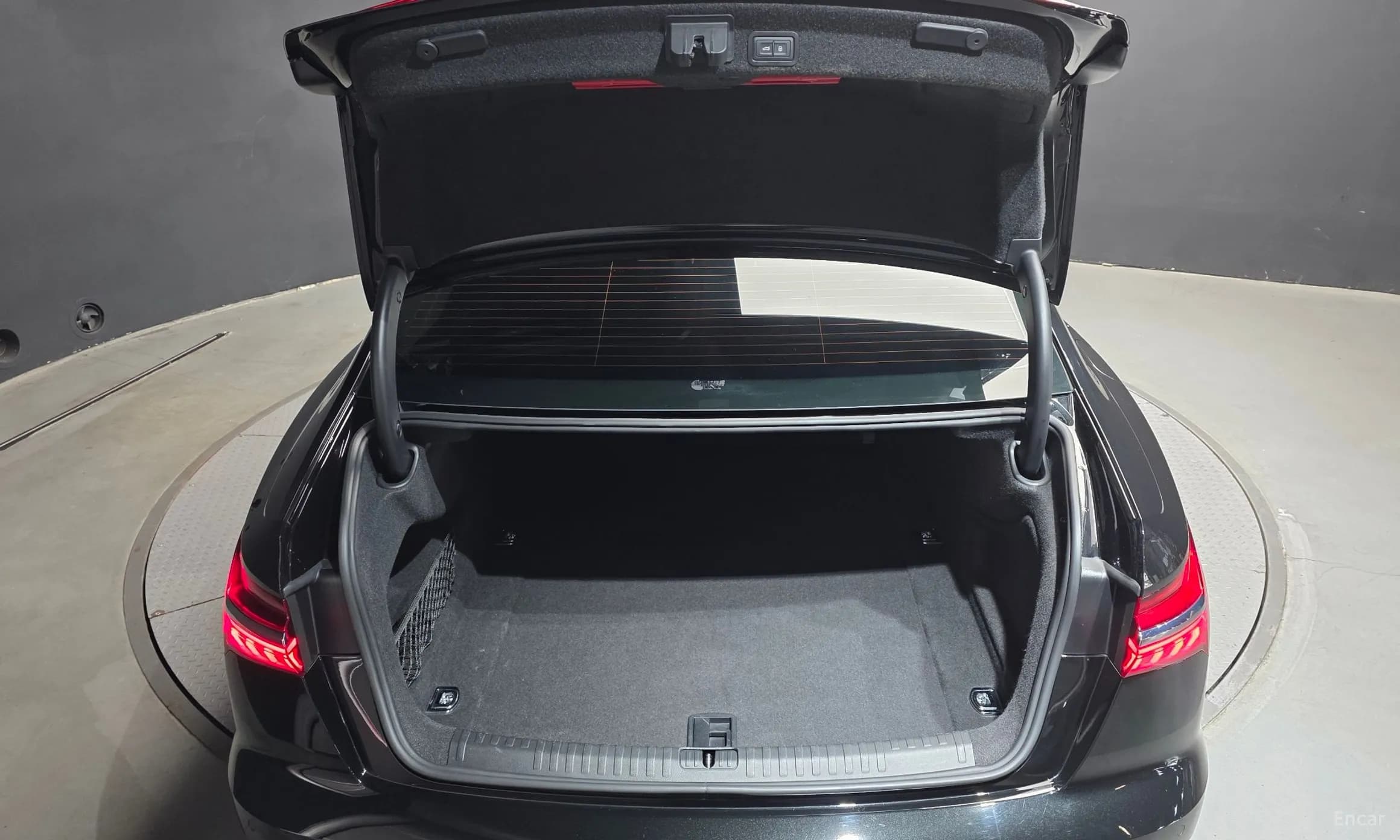 A6 (C8)