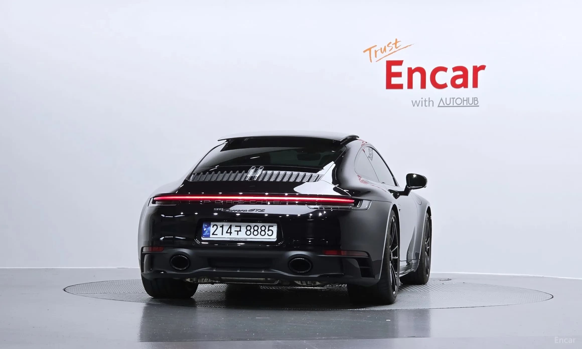 911 (992)