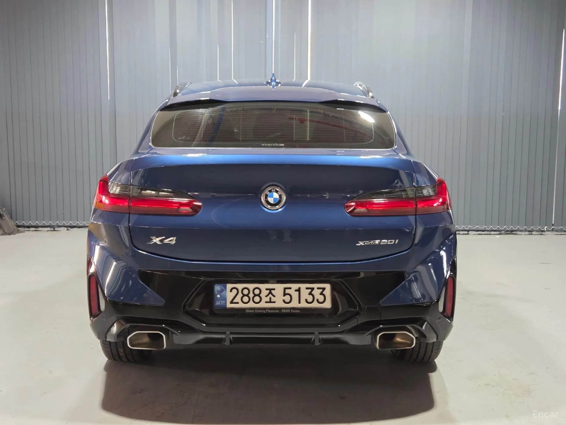 X4 (G02)
