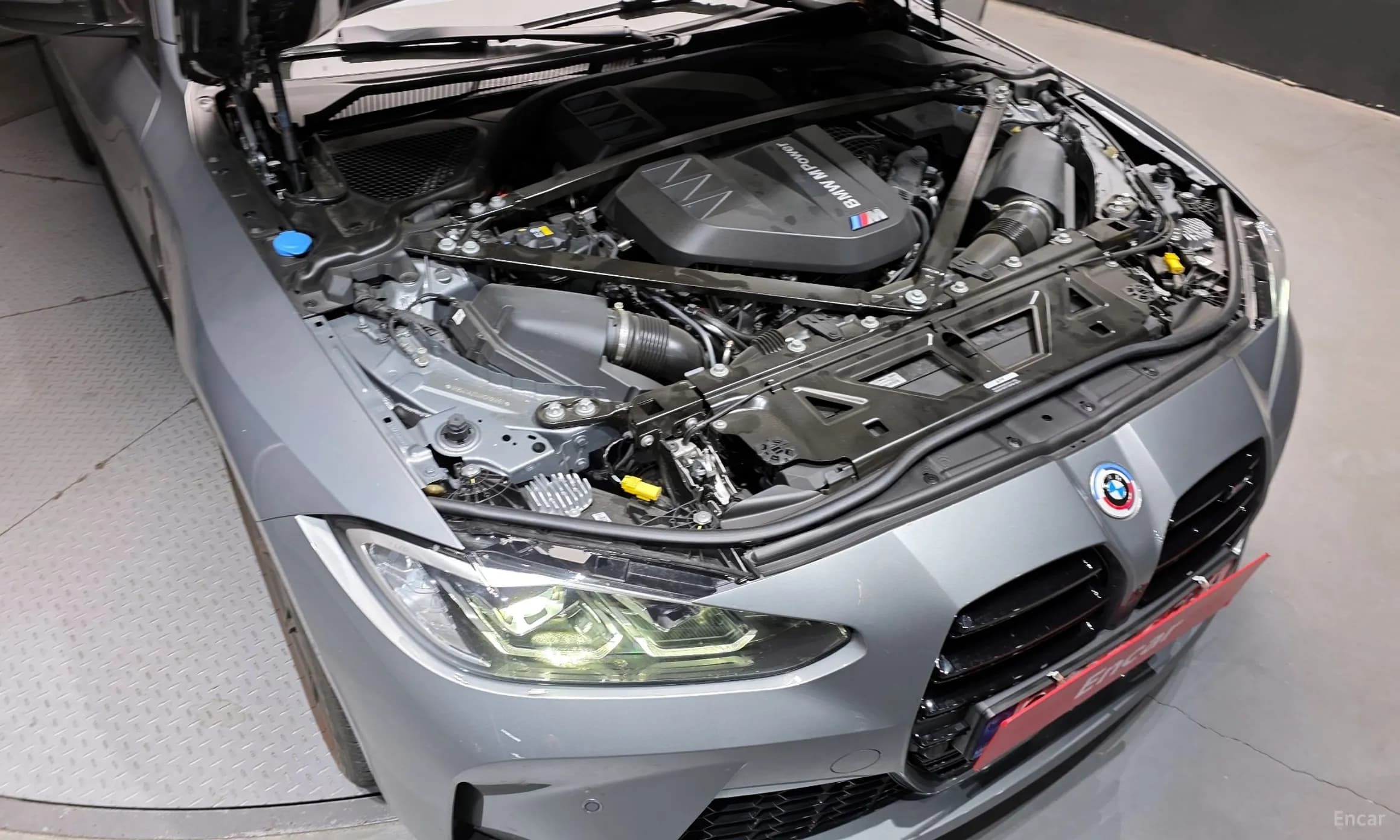 M4 (G82)