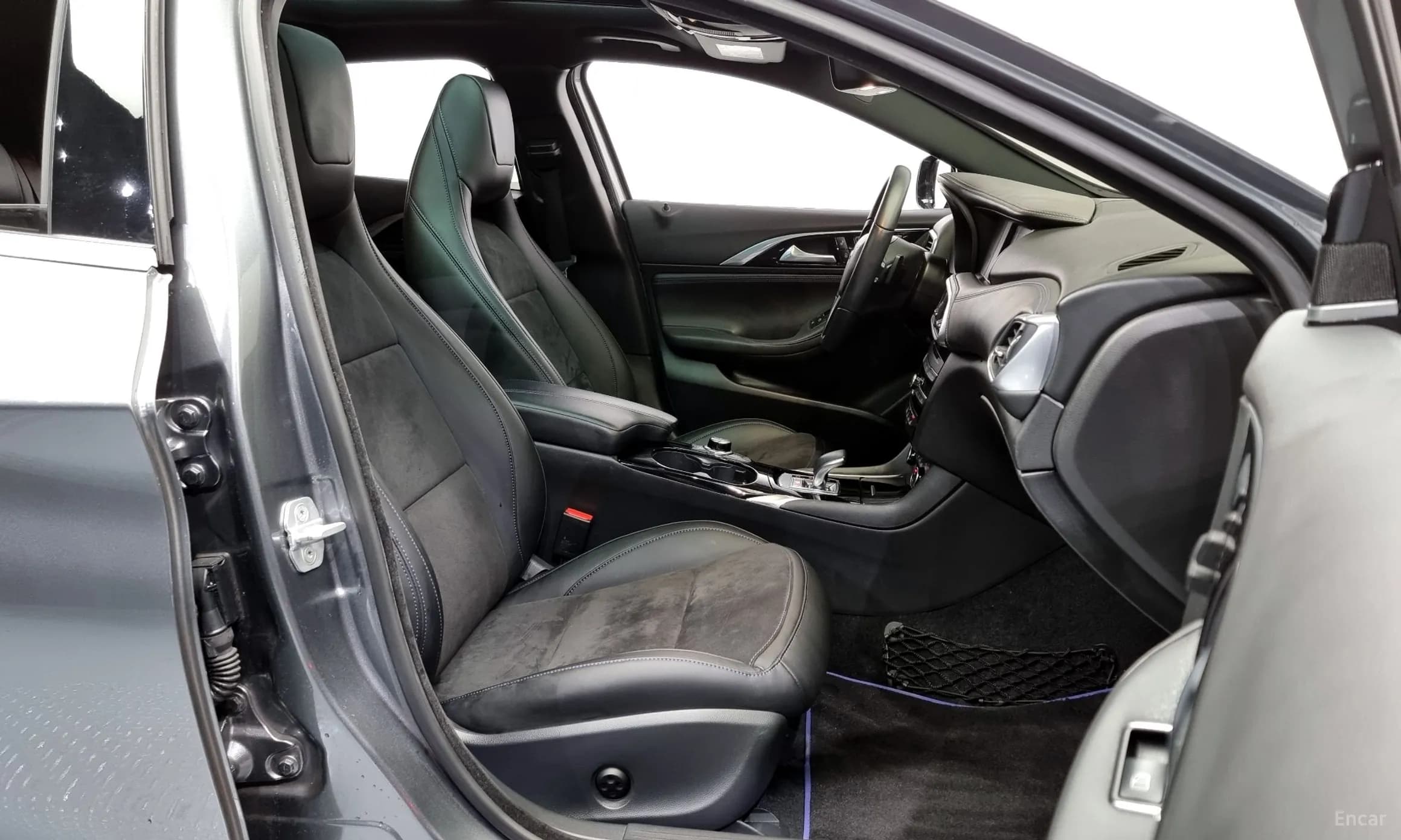 Q30