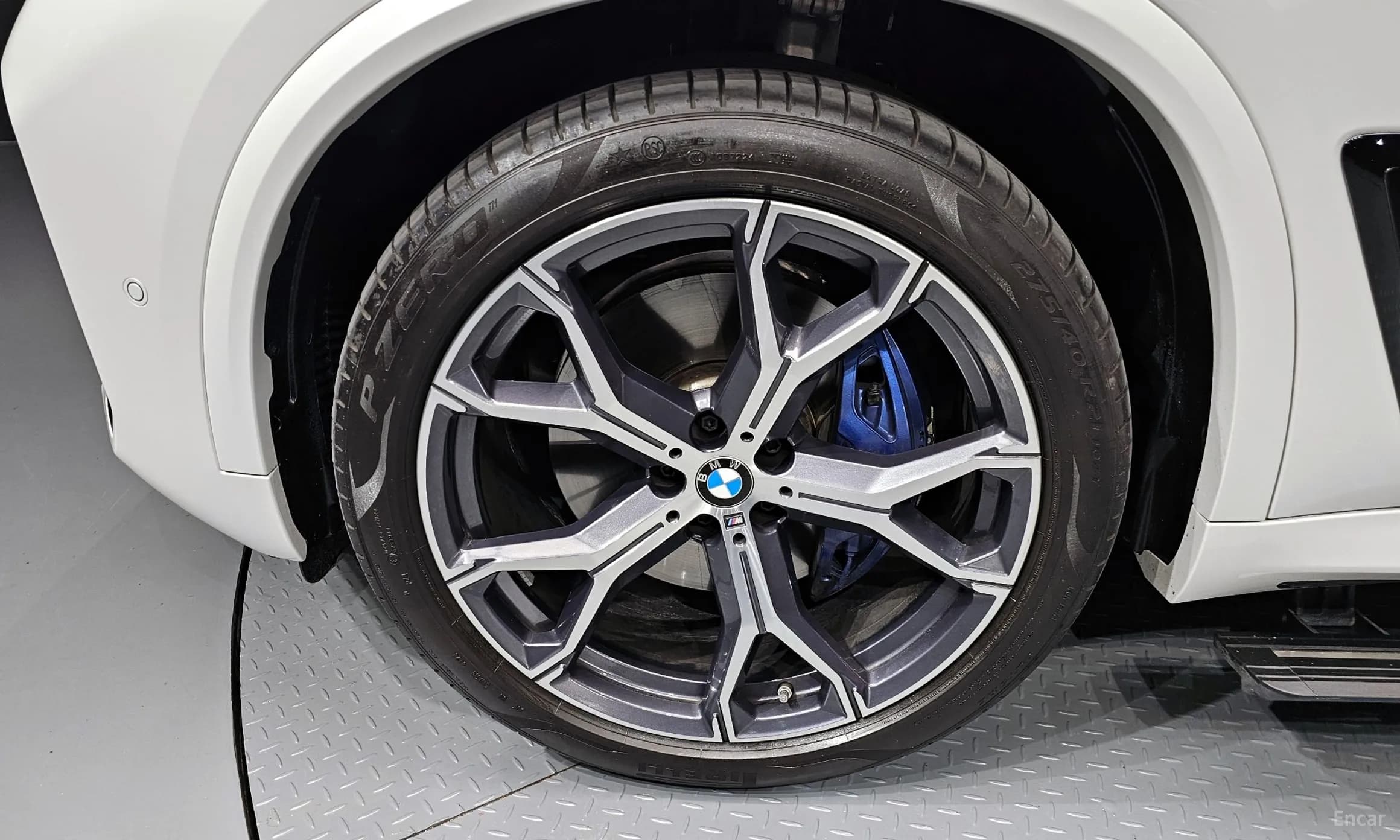 X5 (G05)