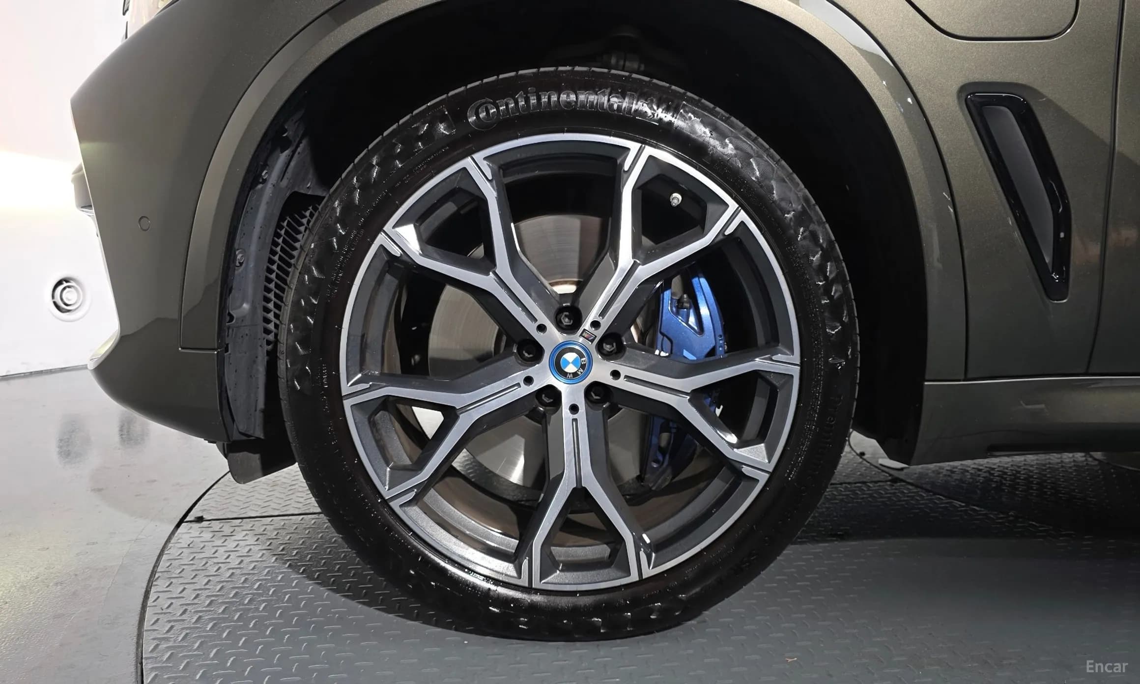 X5 (G05)