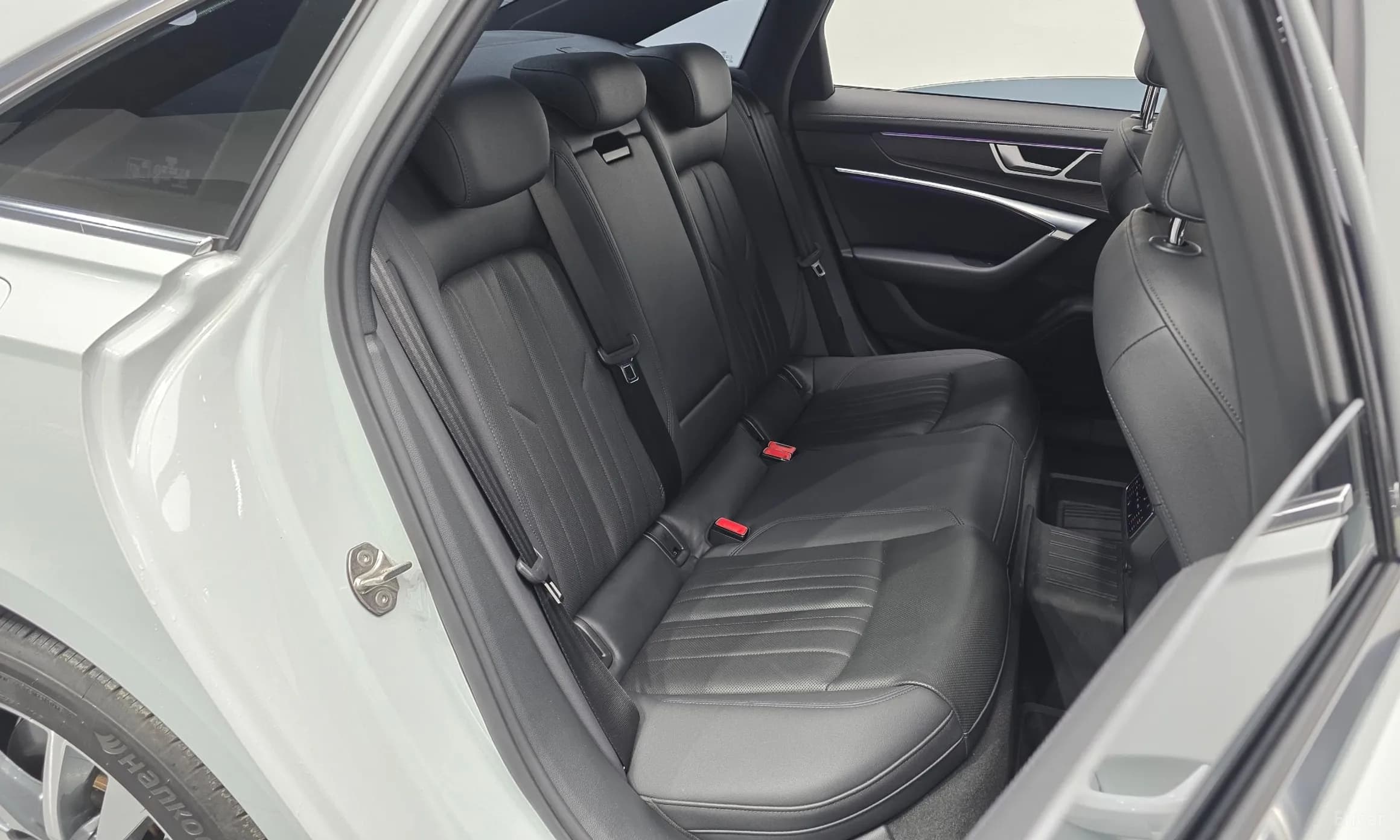 A6 (C8)