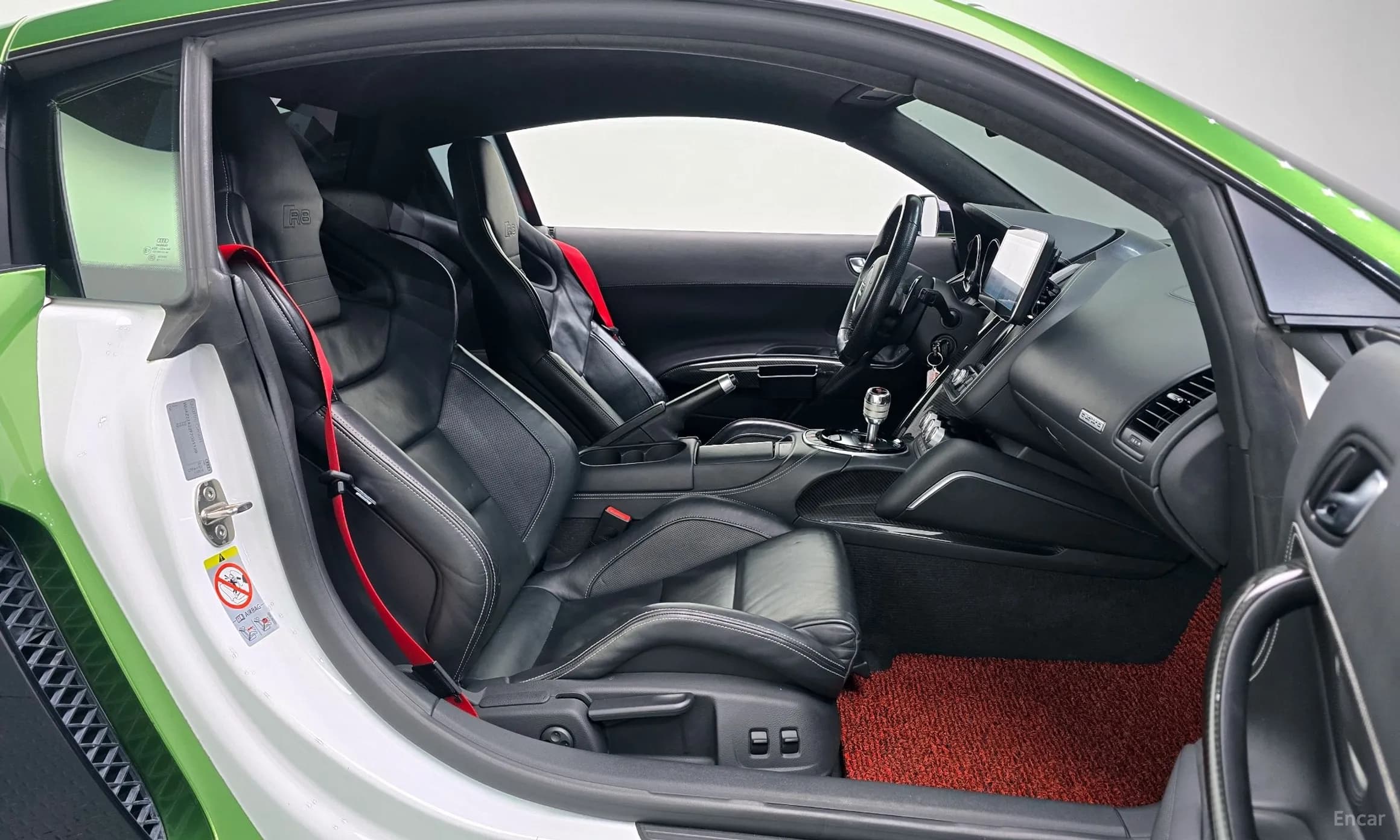 R8