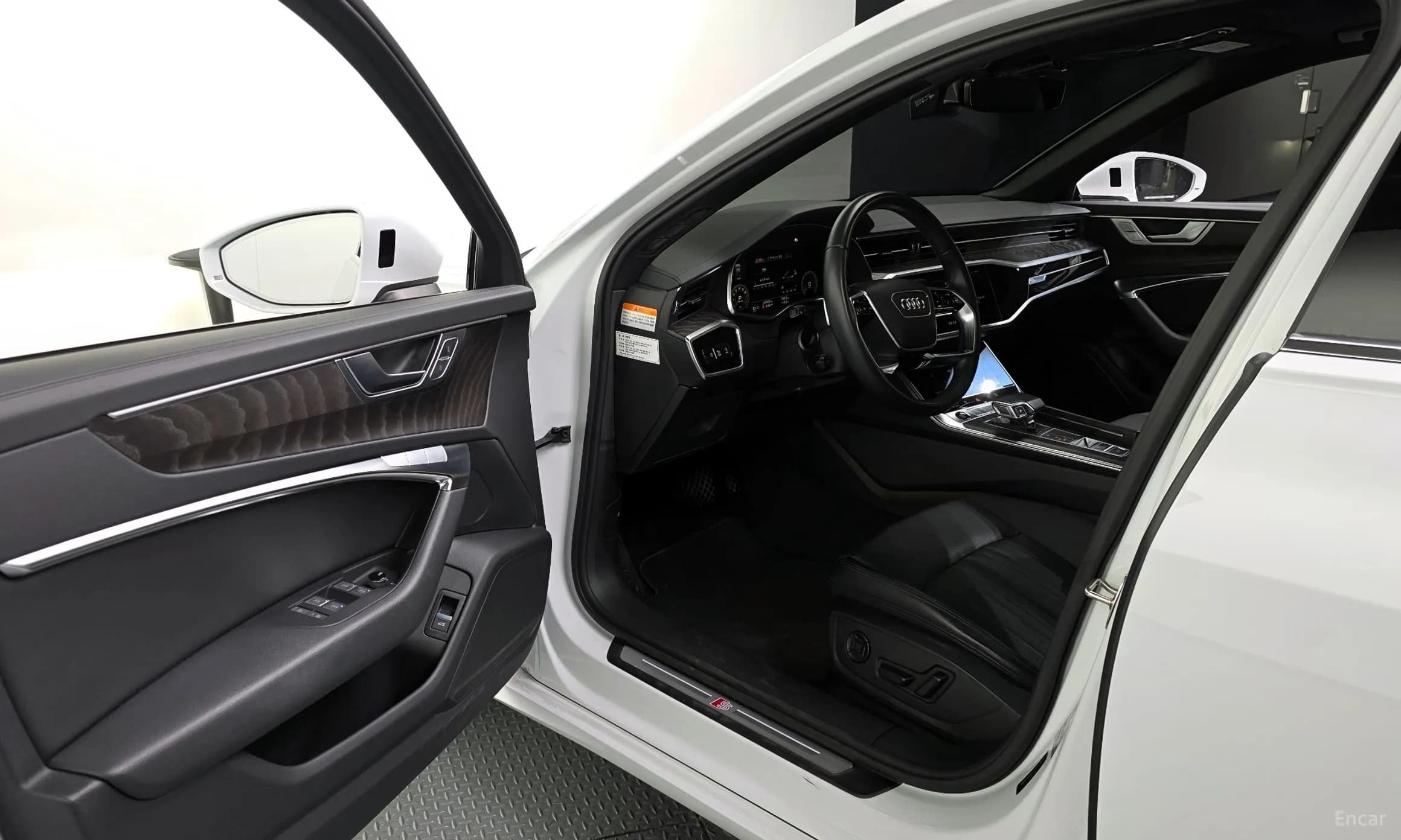 A6 (C8)