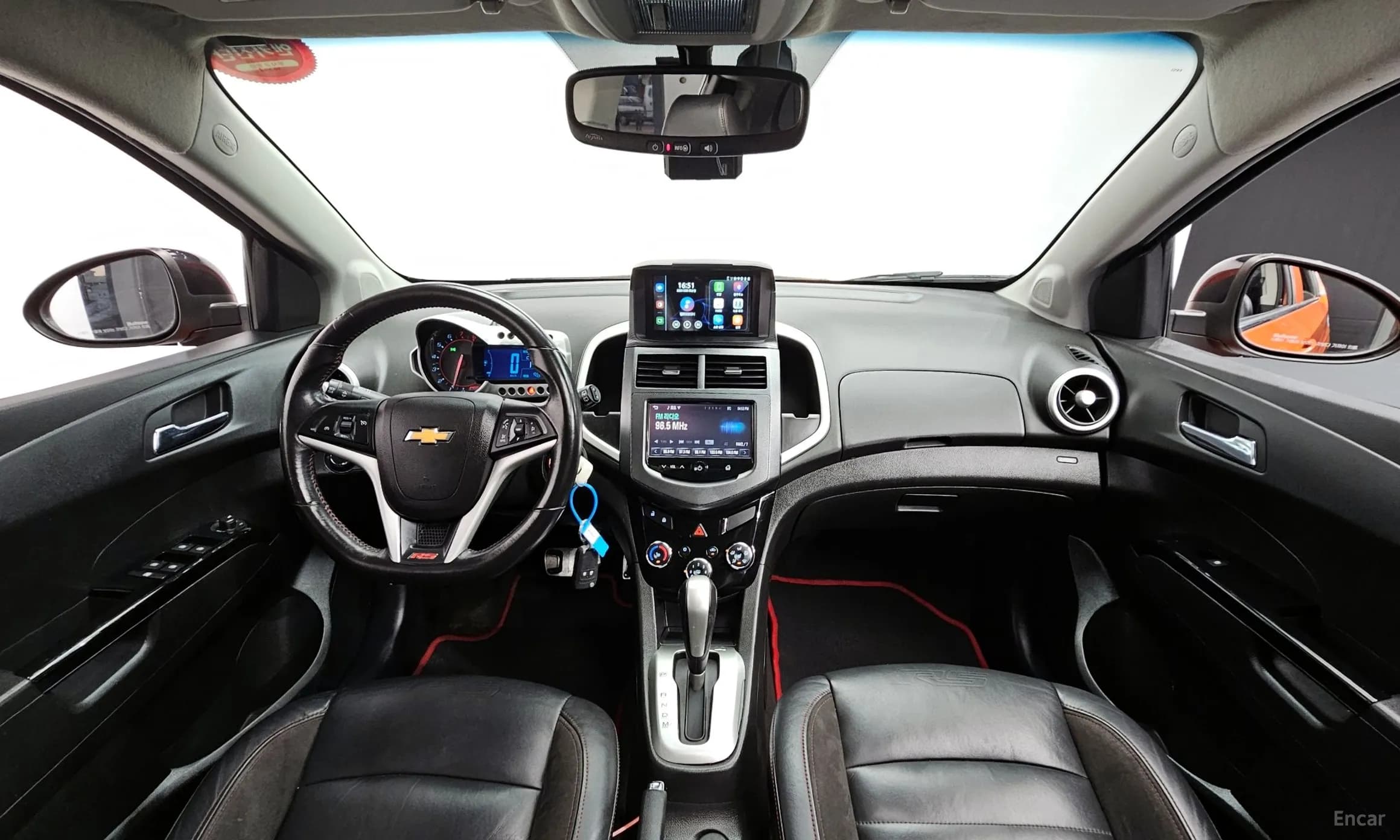Aveo Hatchback