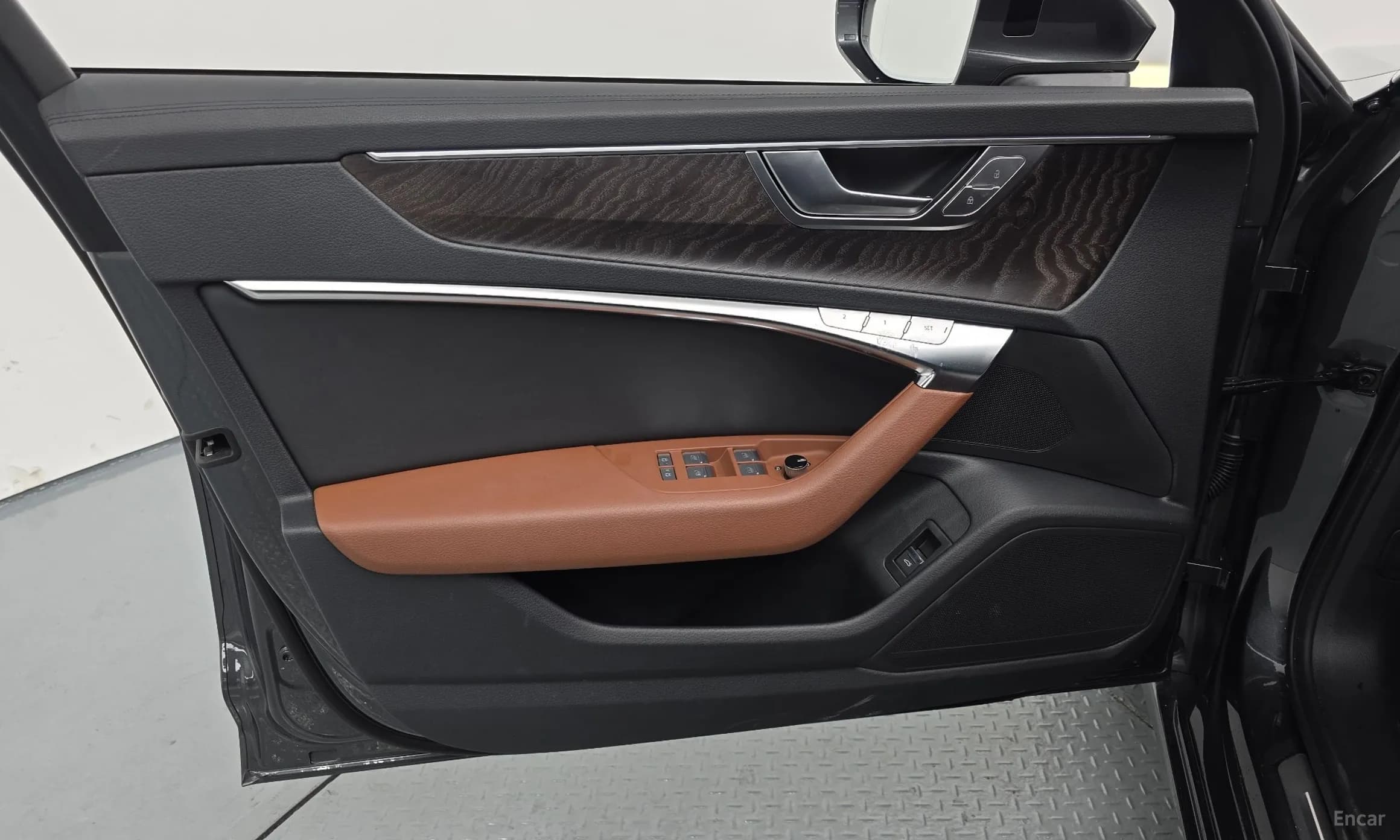 A6 (C8)