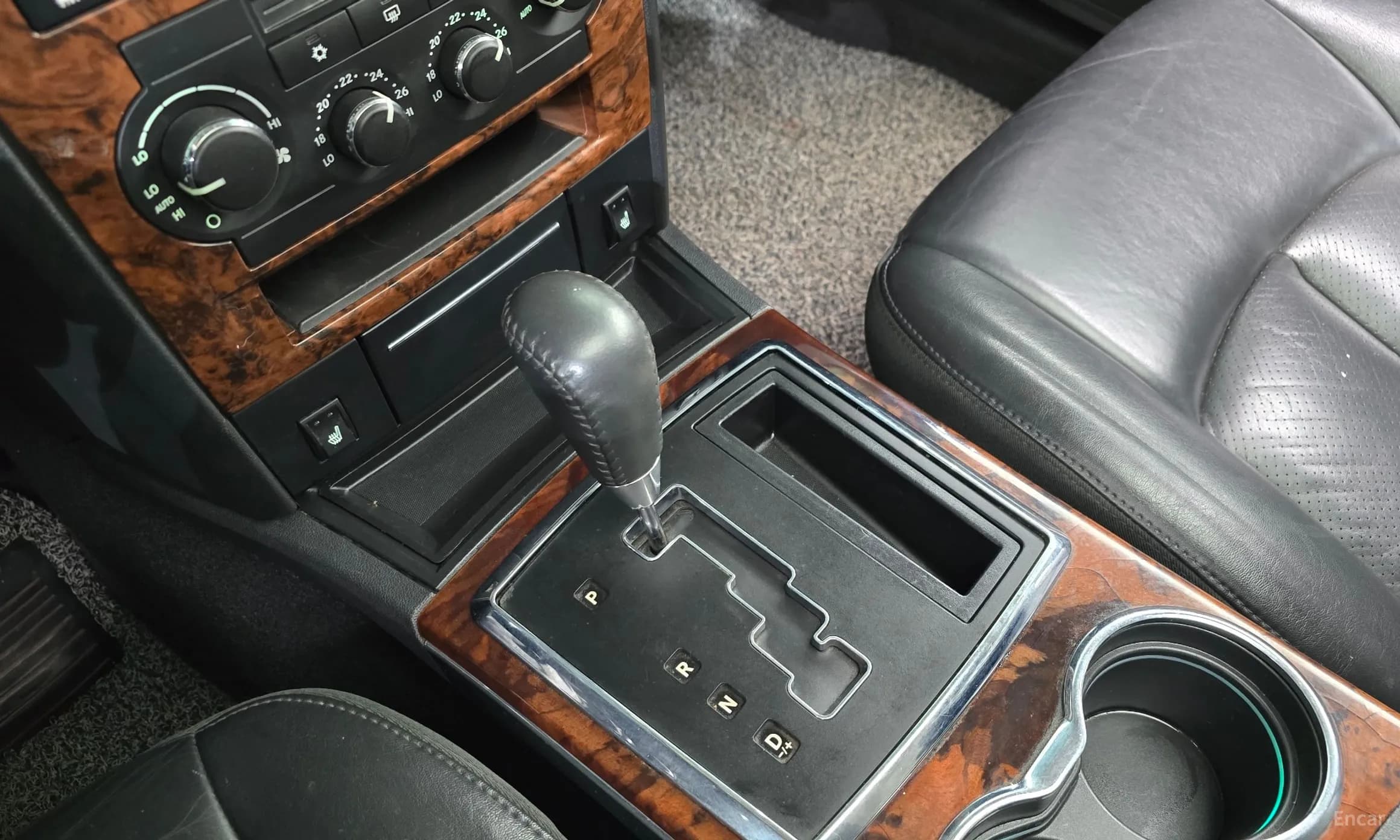 300C