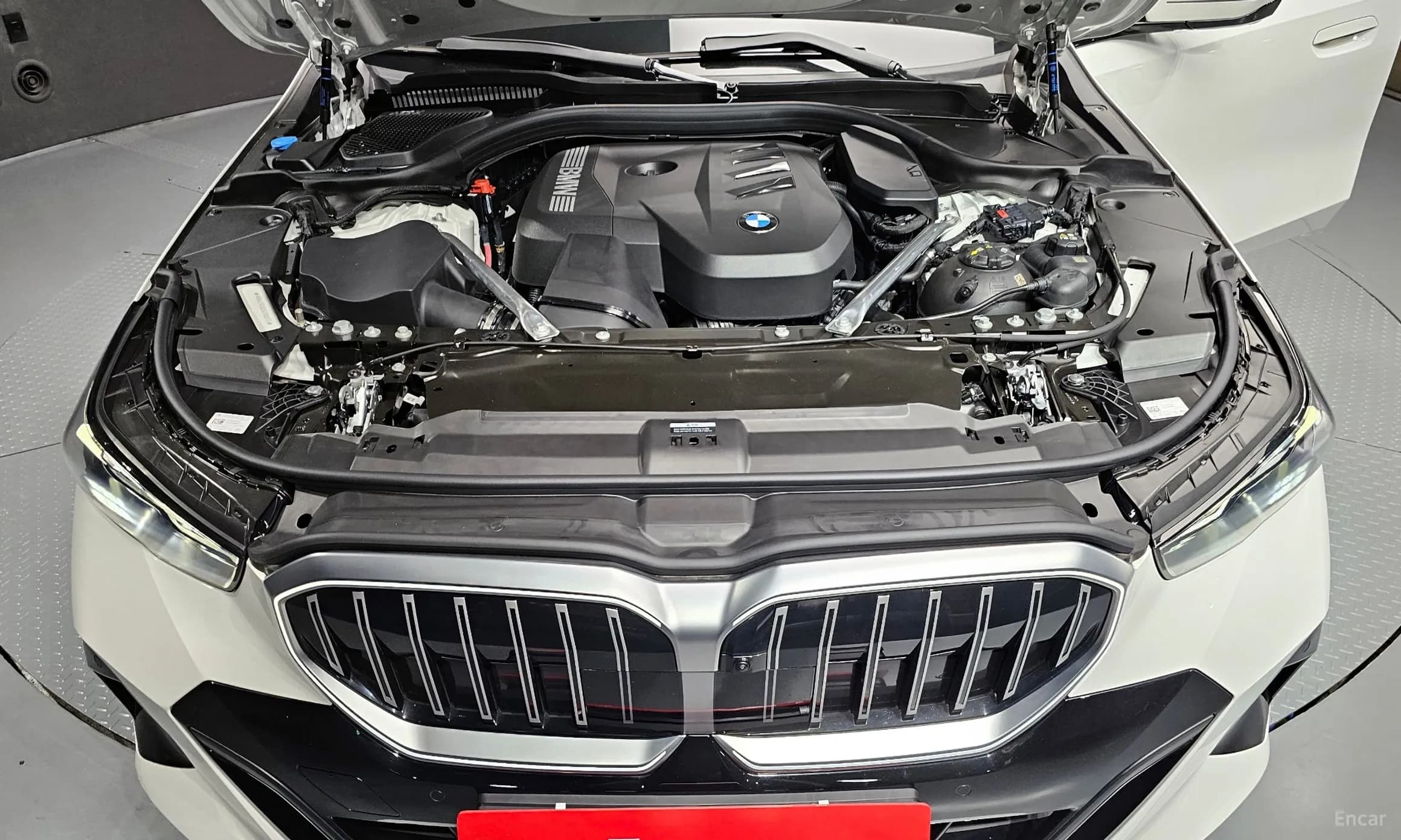 5 Series (G60)
