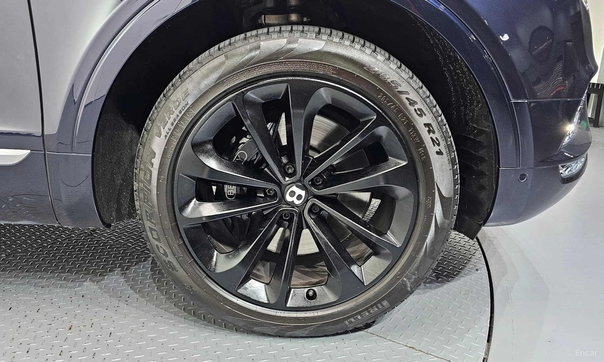 Bentayga