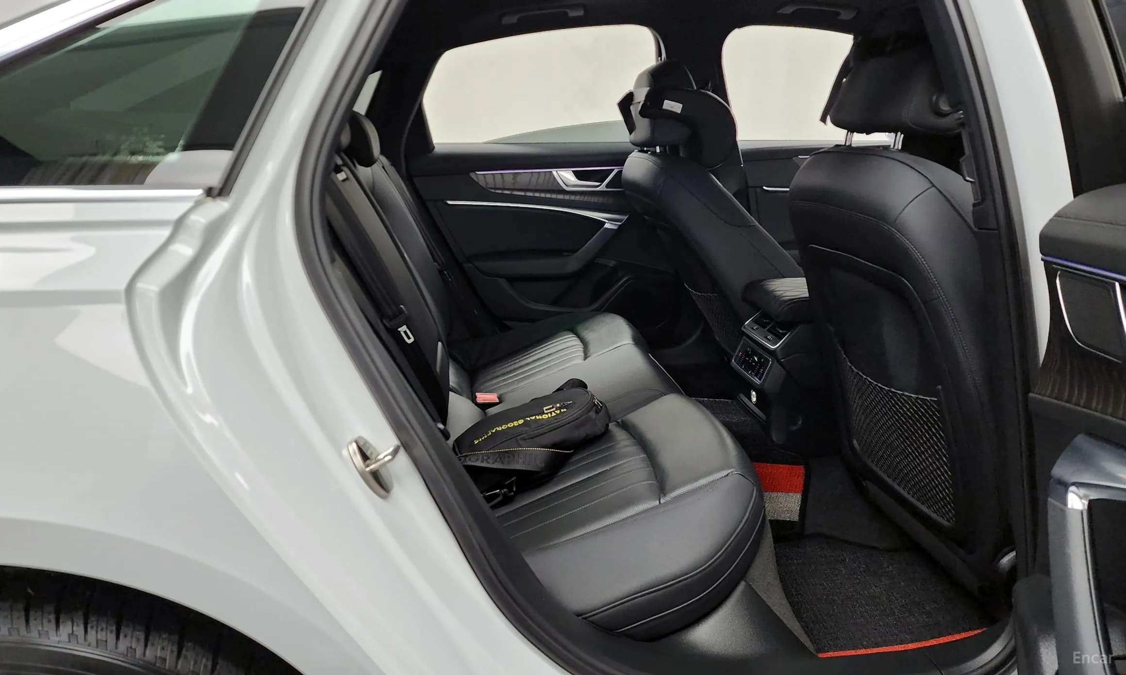 A6 (C8)