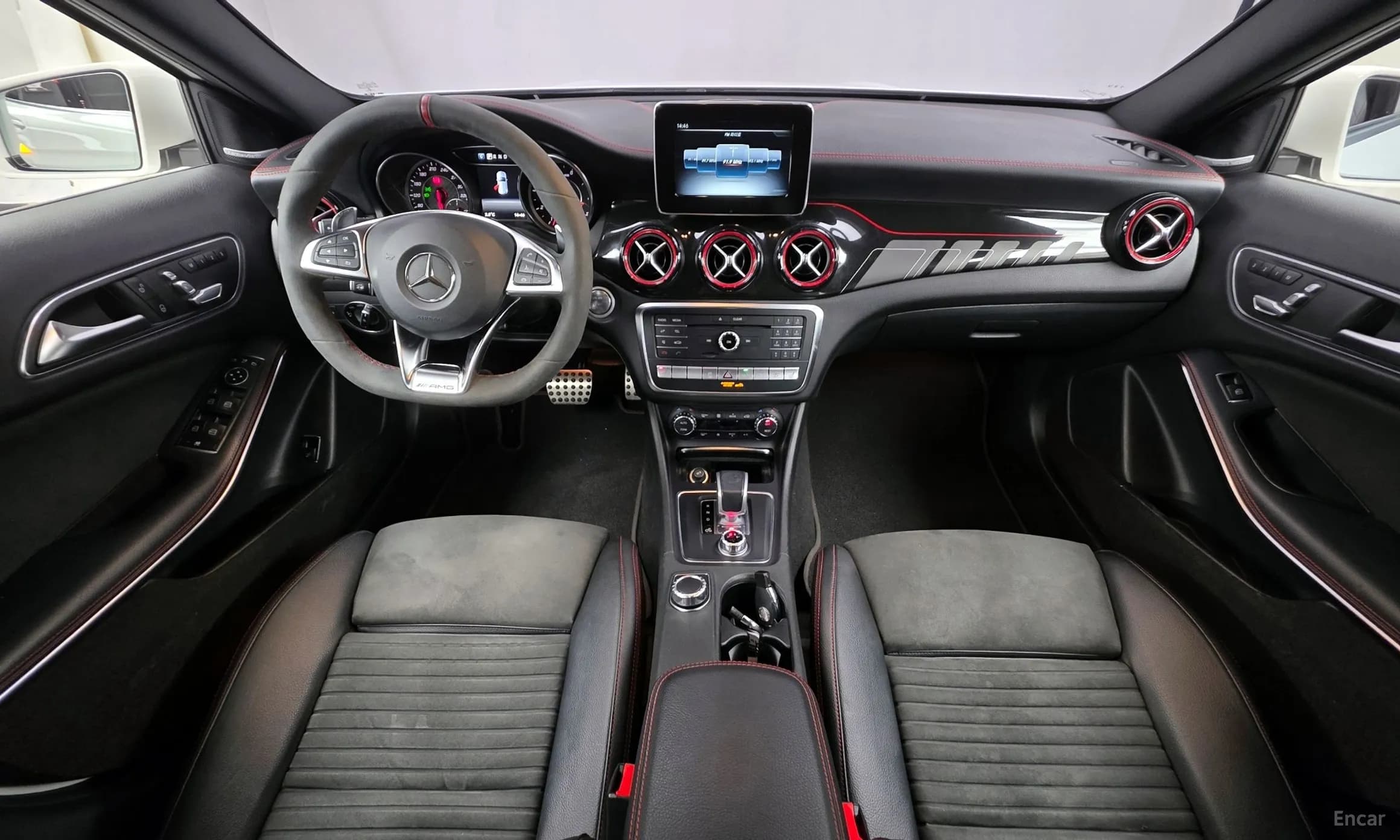 GLA-Class X156