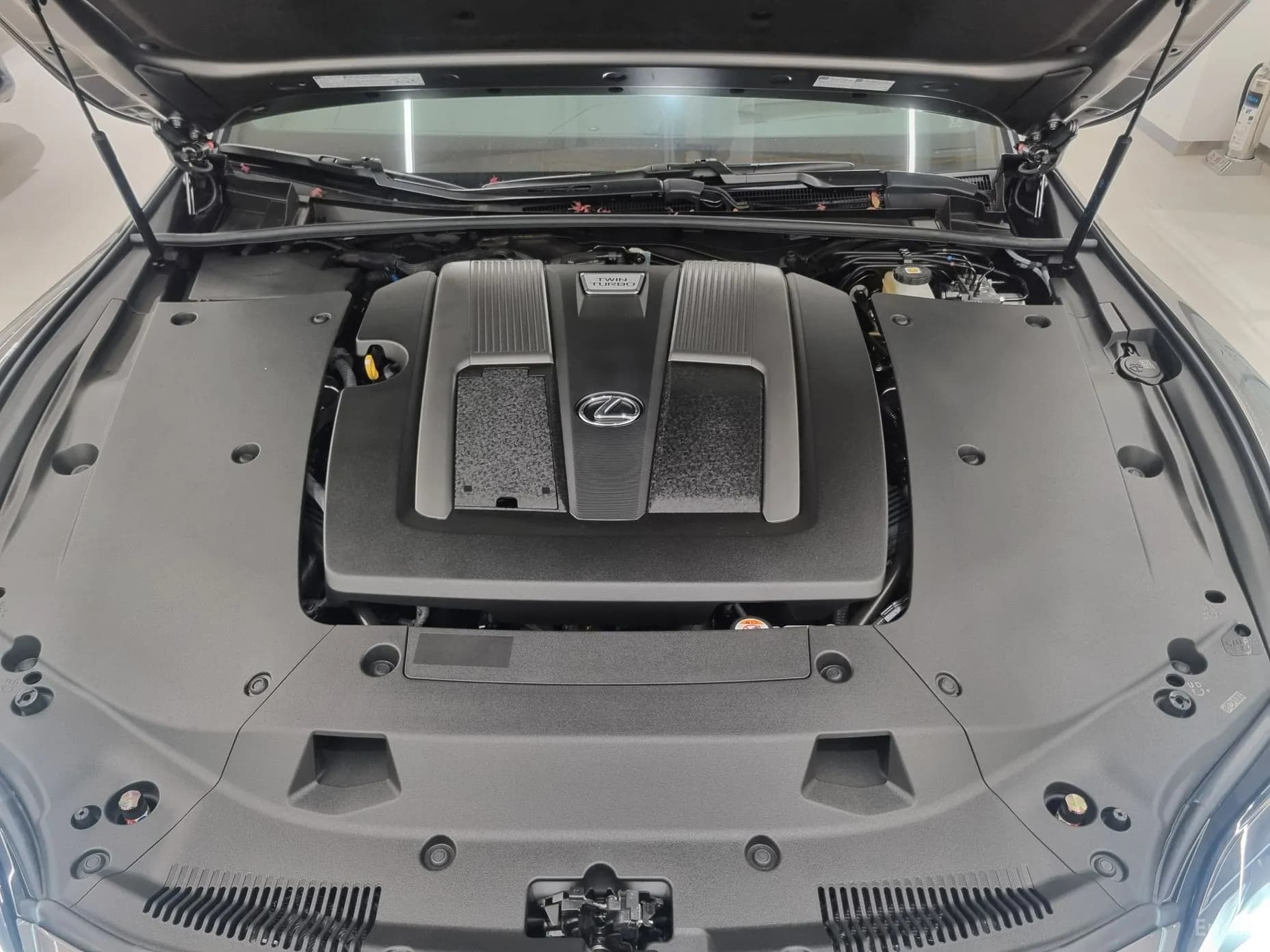 LS500 5th Generation