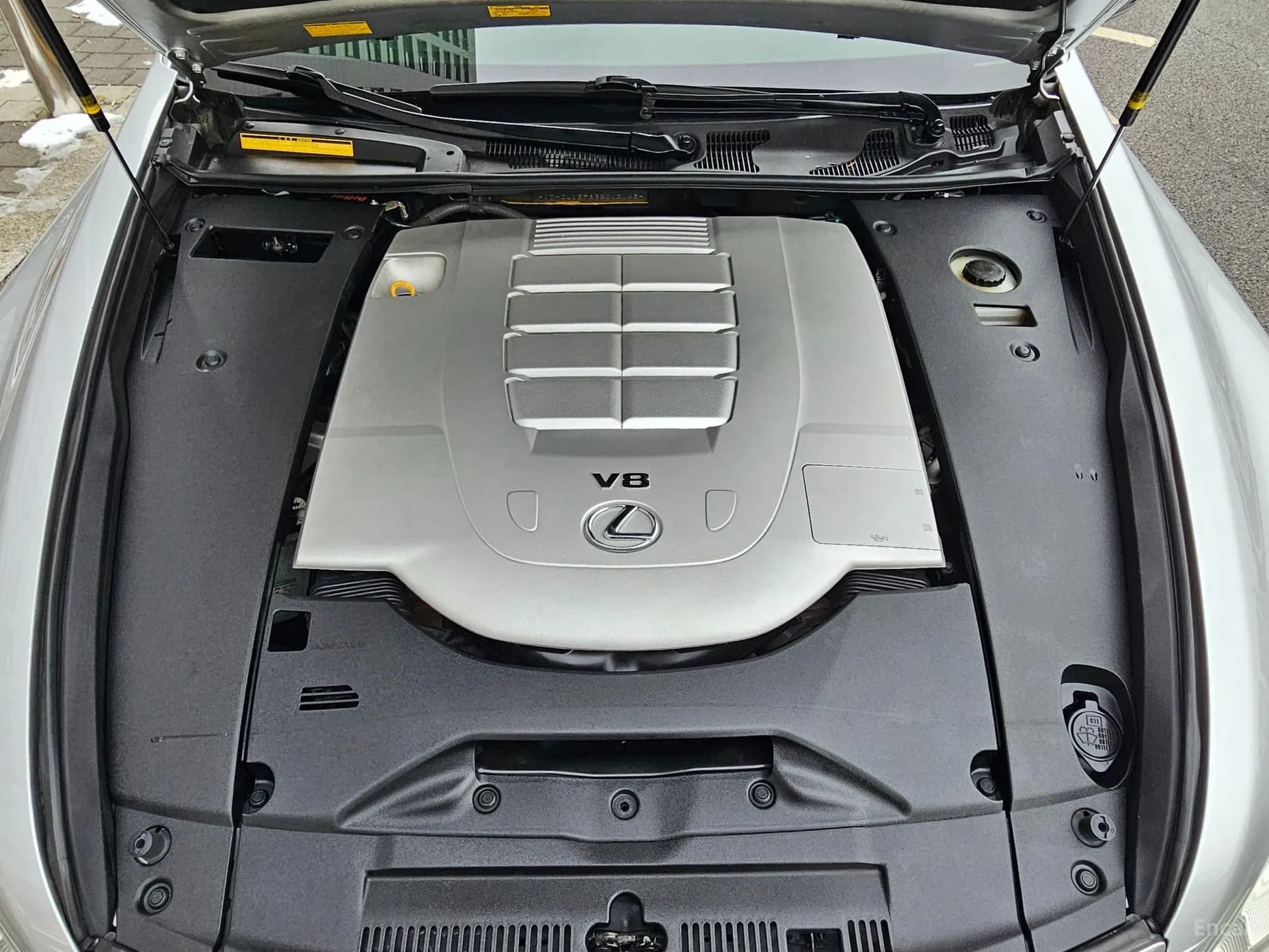 LS460