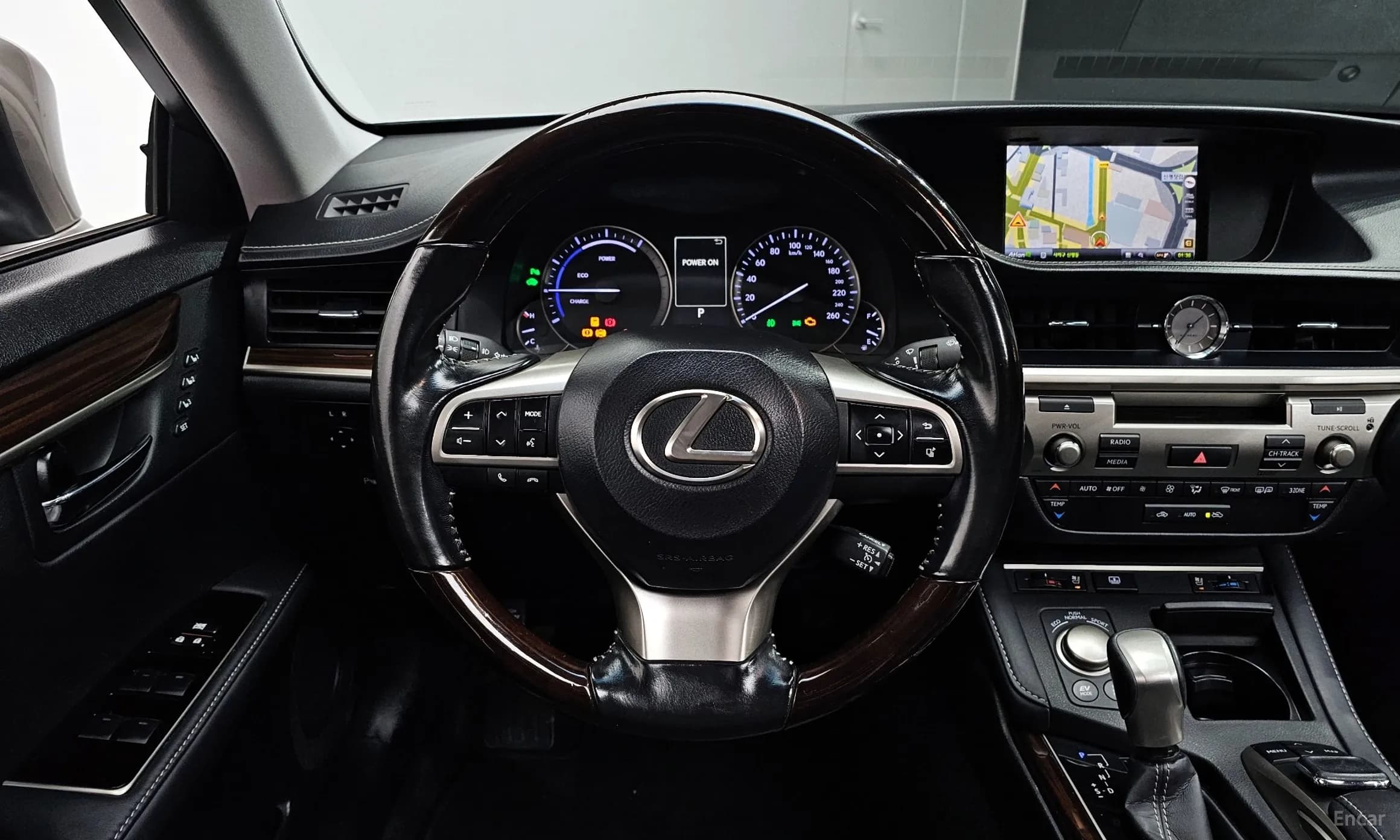 New ES300h