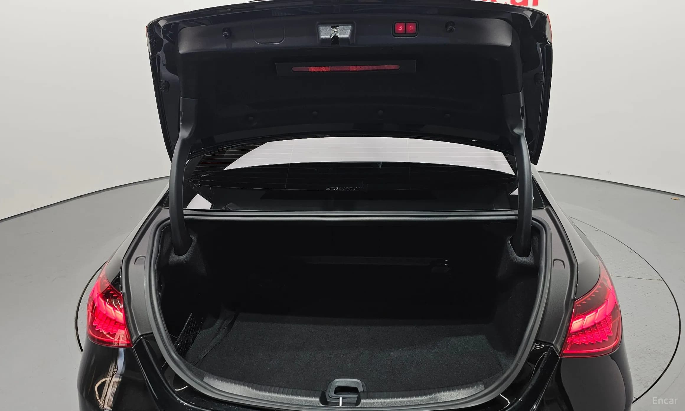 C-Class W206