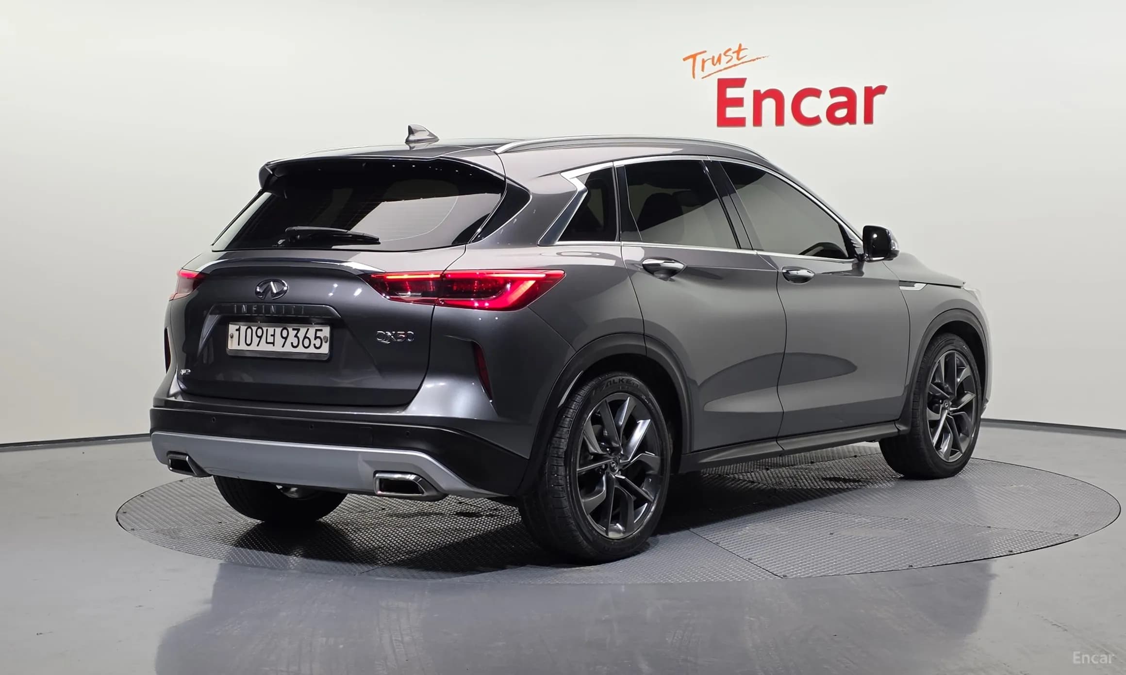 QX50 (P71A)