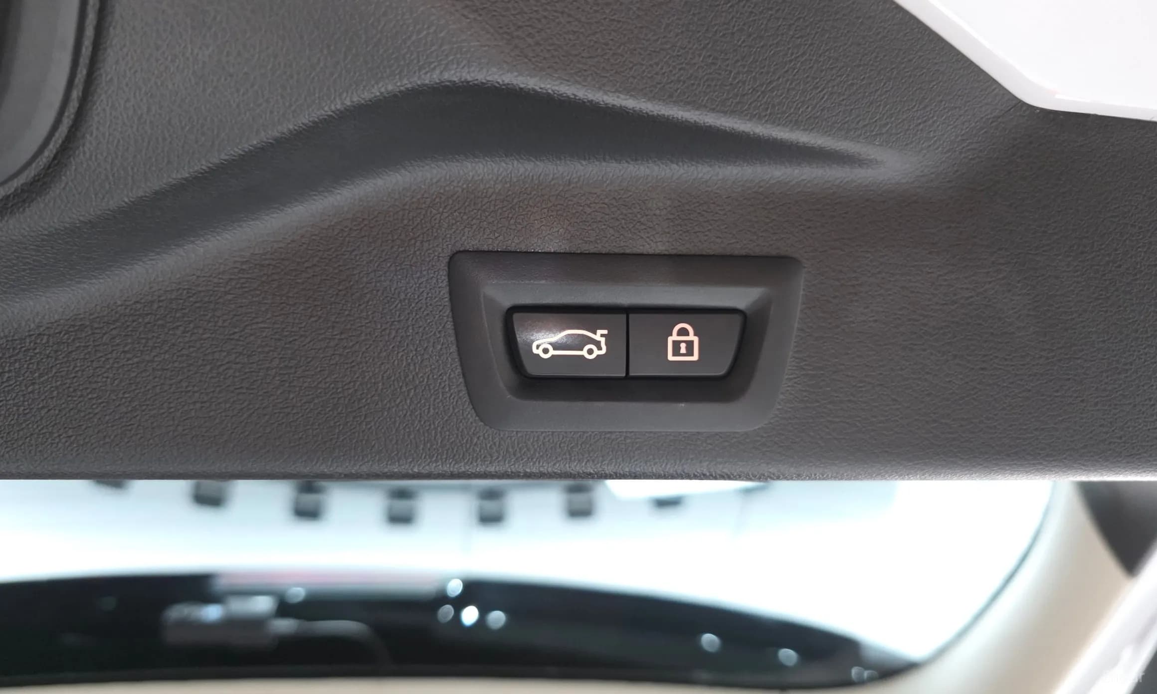X5 (G05)