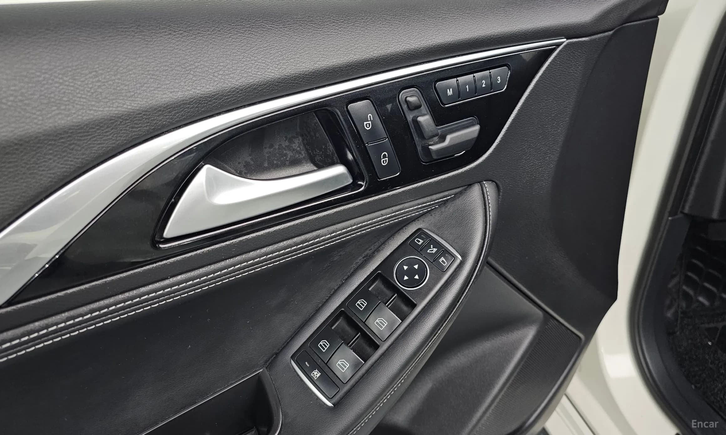 Q30