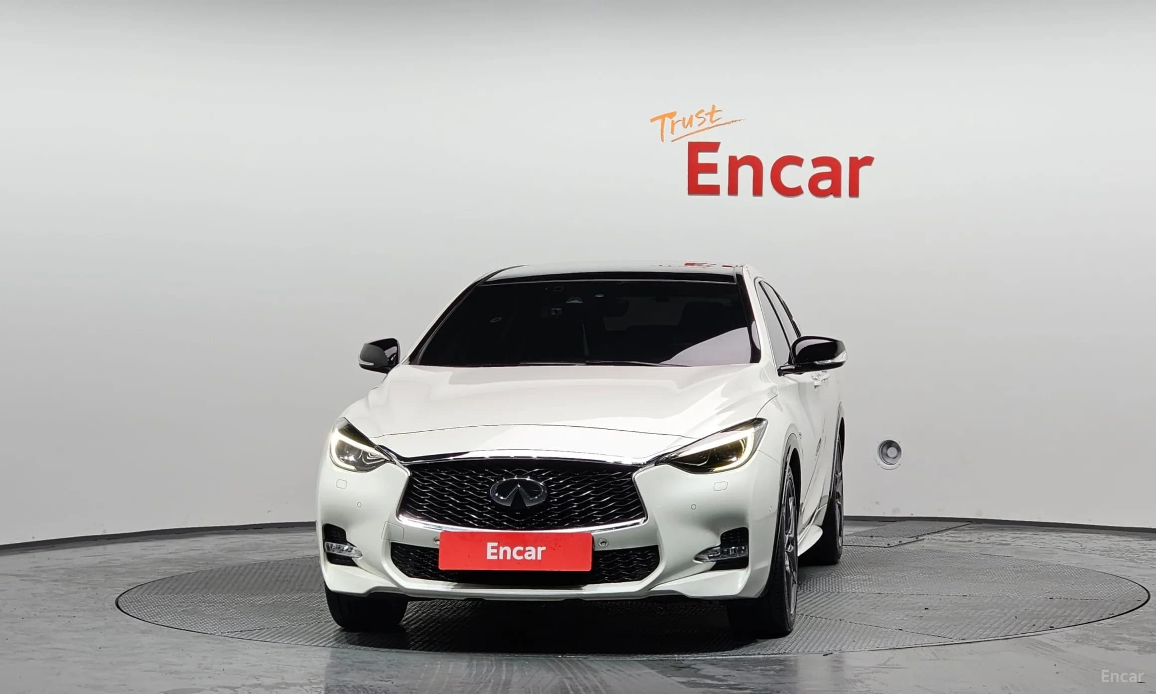 Q30