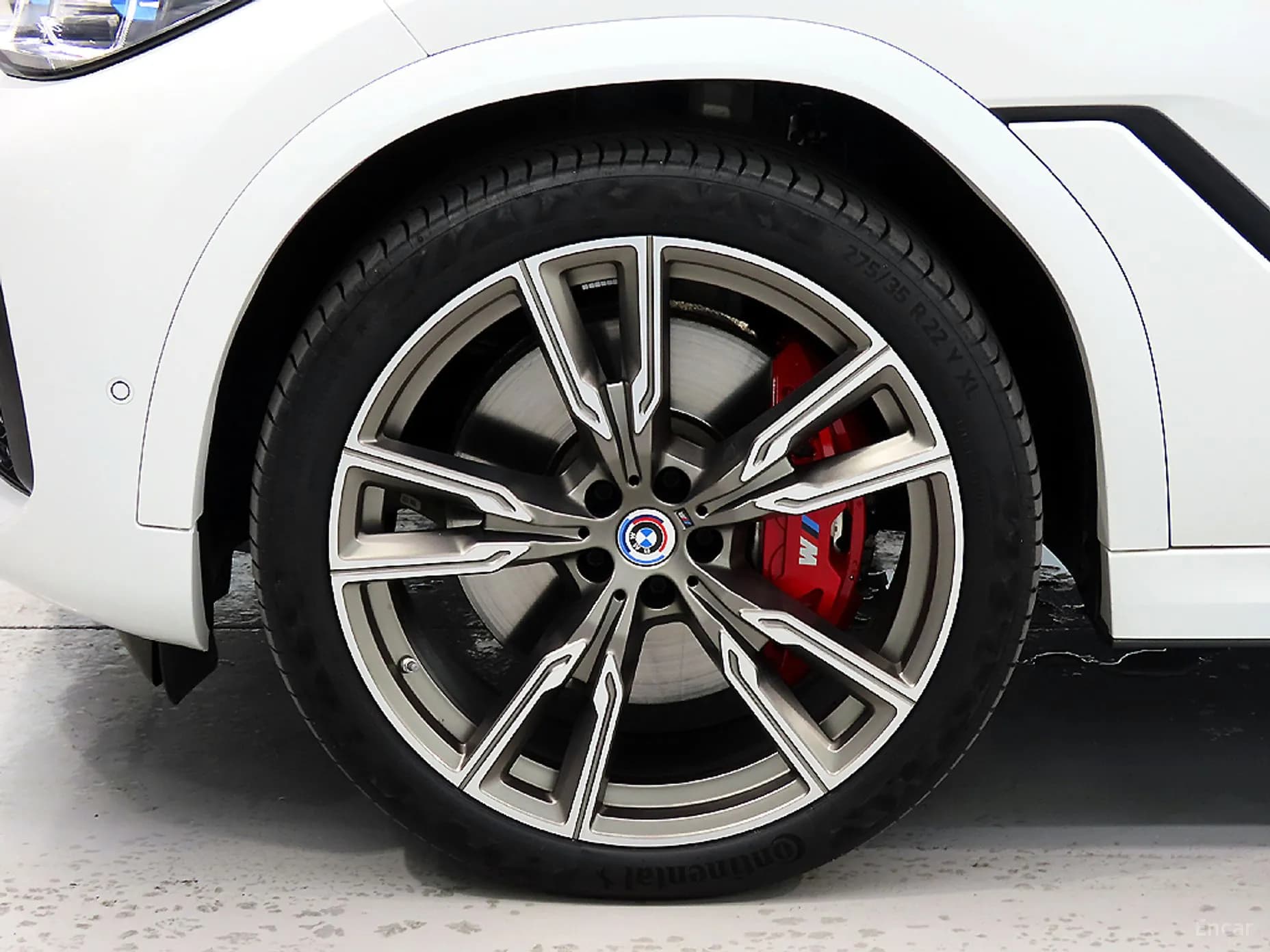 X6 (G06)