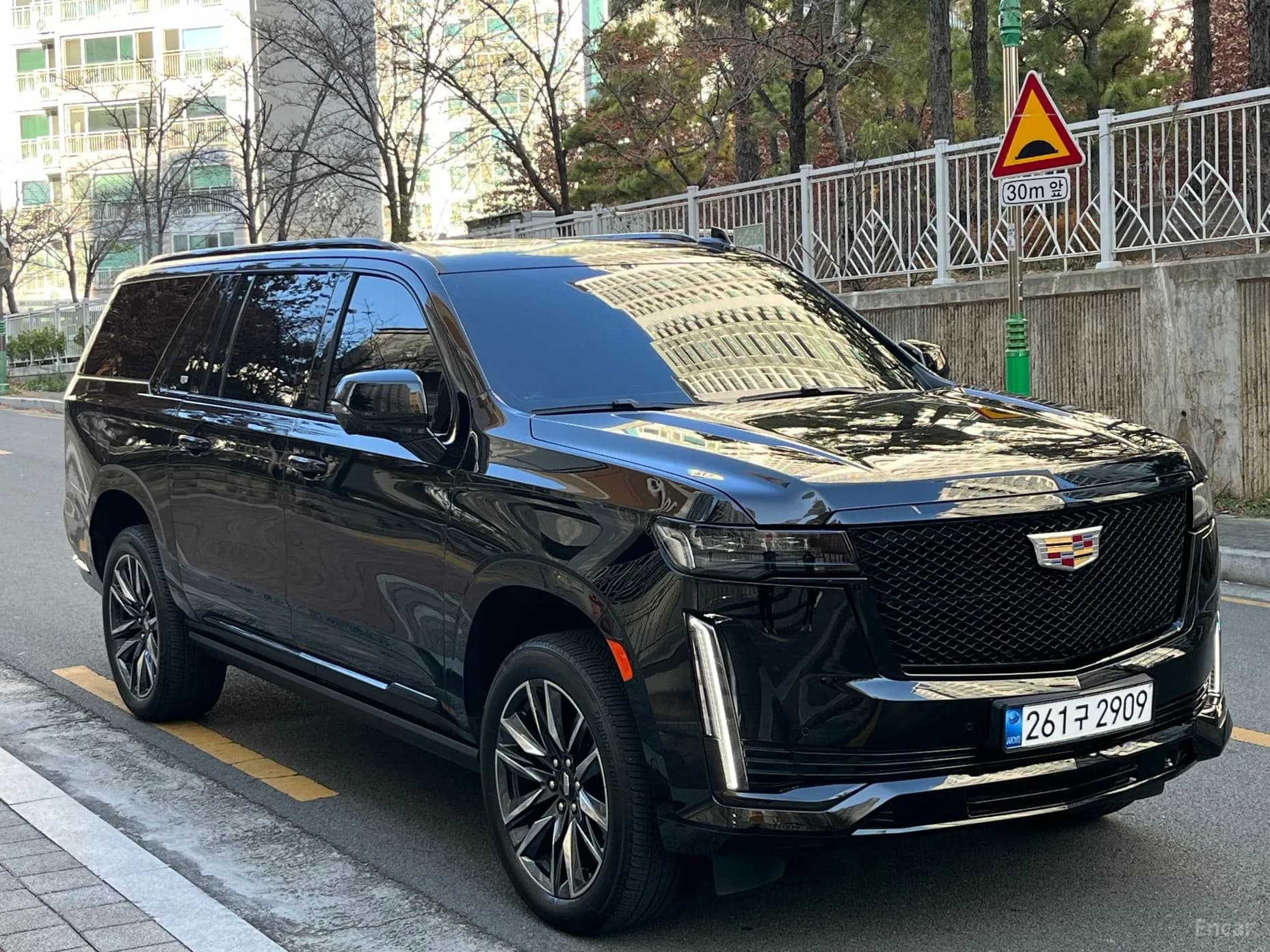 Escalade 5th Generation