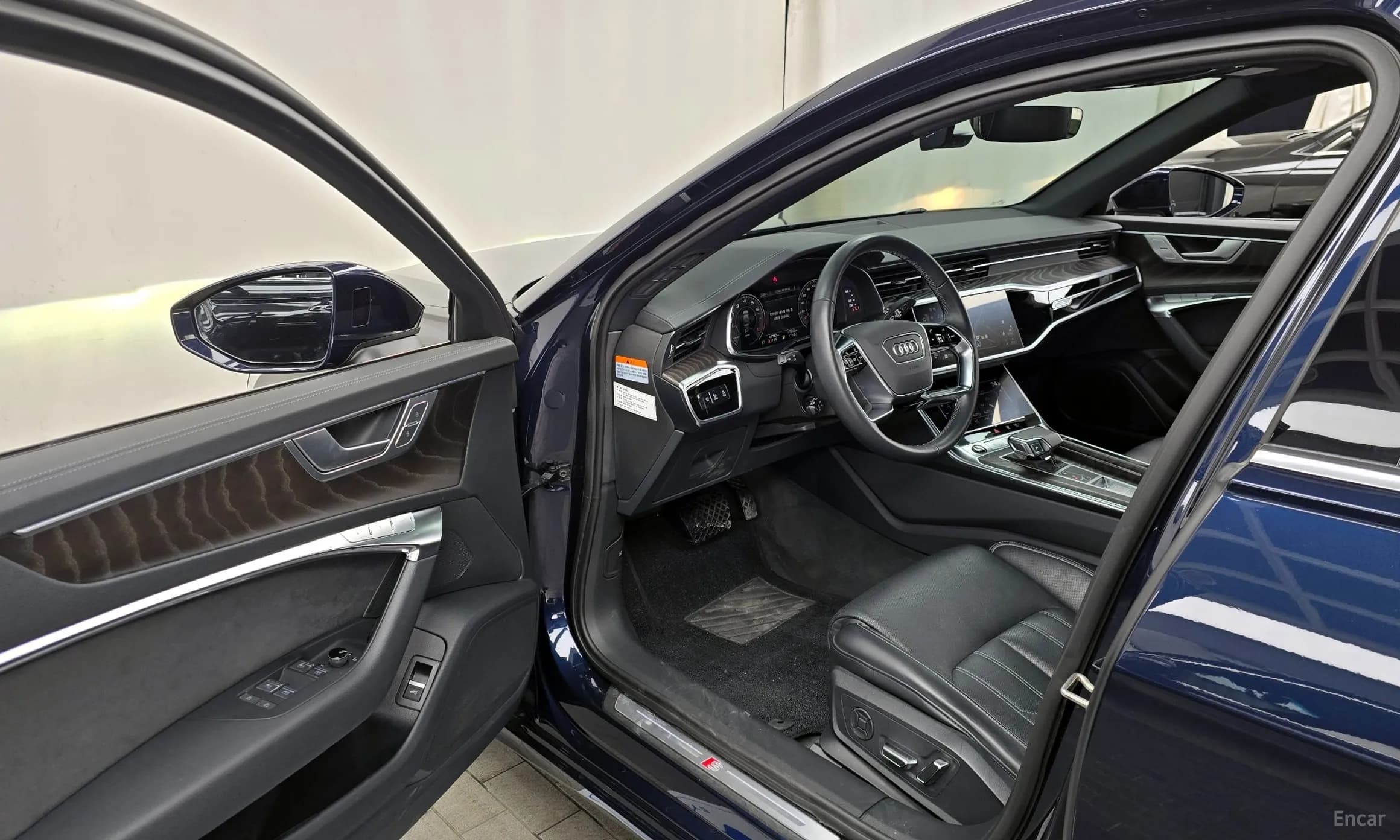 A6 (C8)