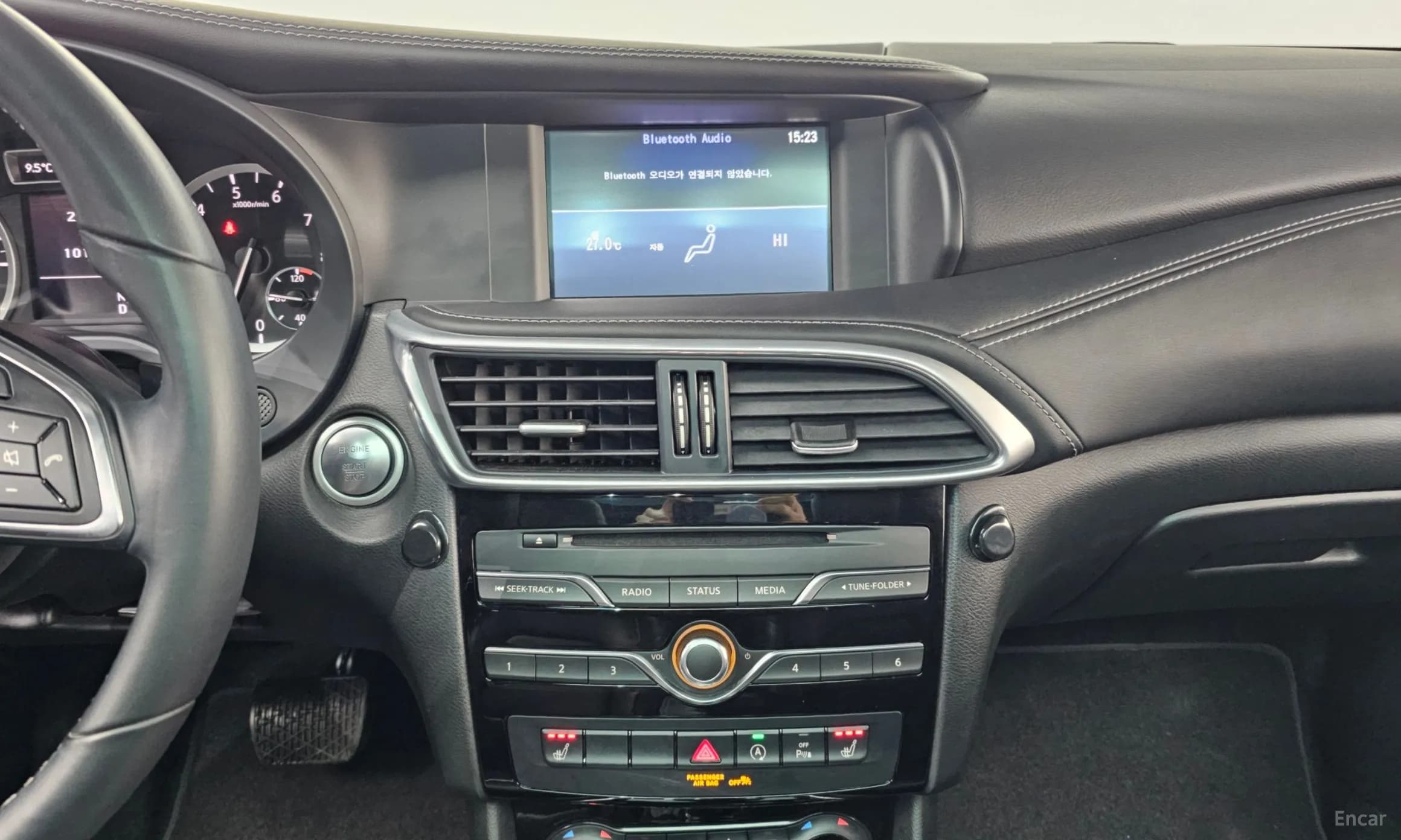 QX30