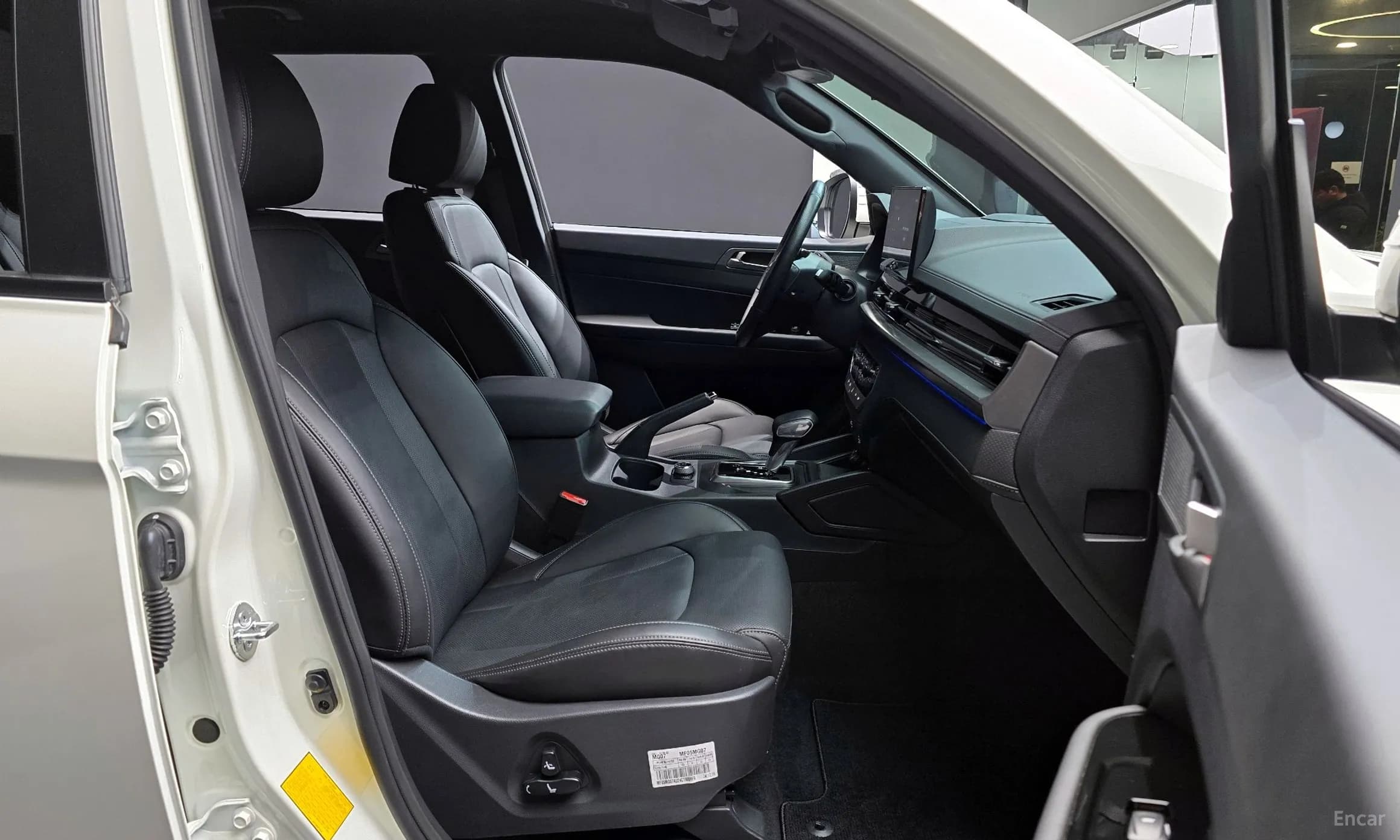 Rexton Sports Khan