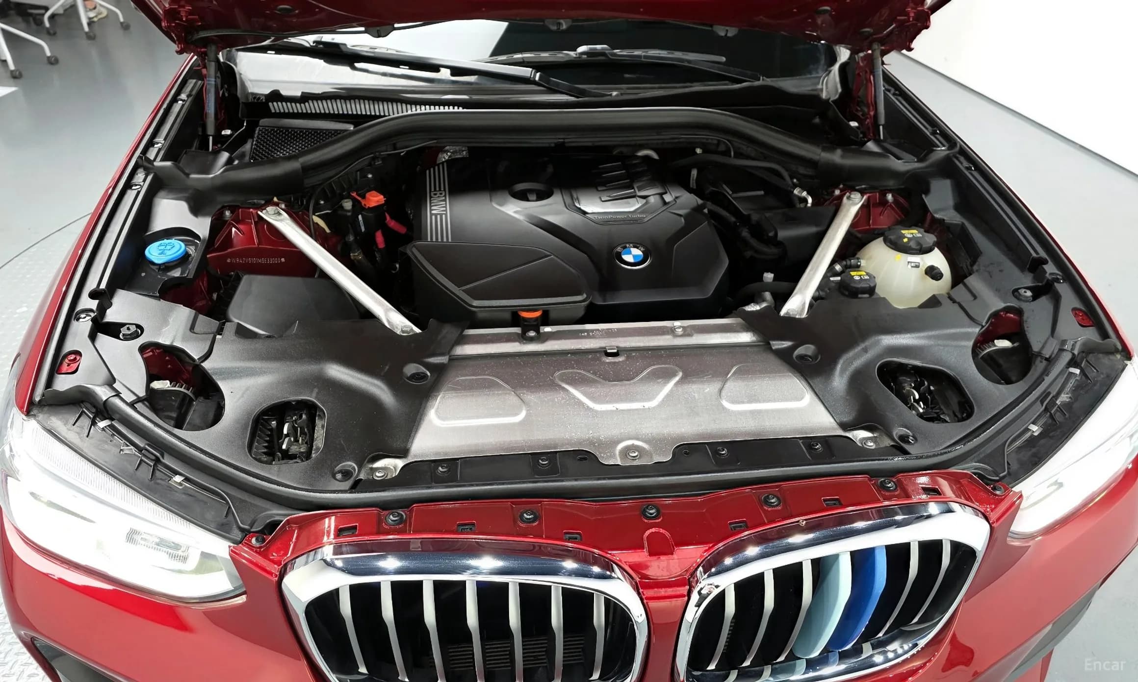 X4 (G02)