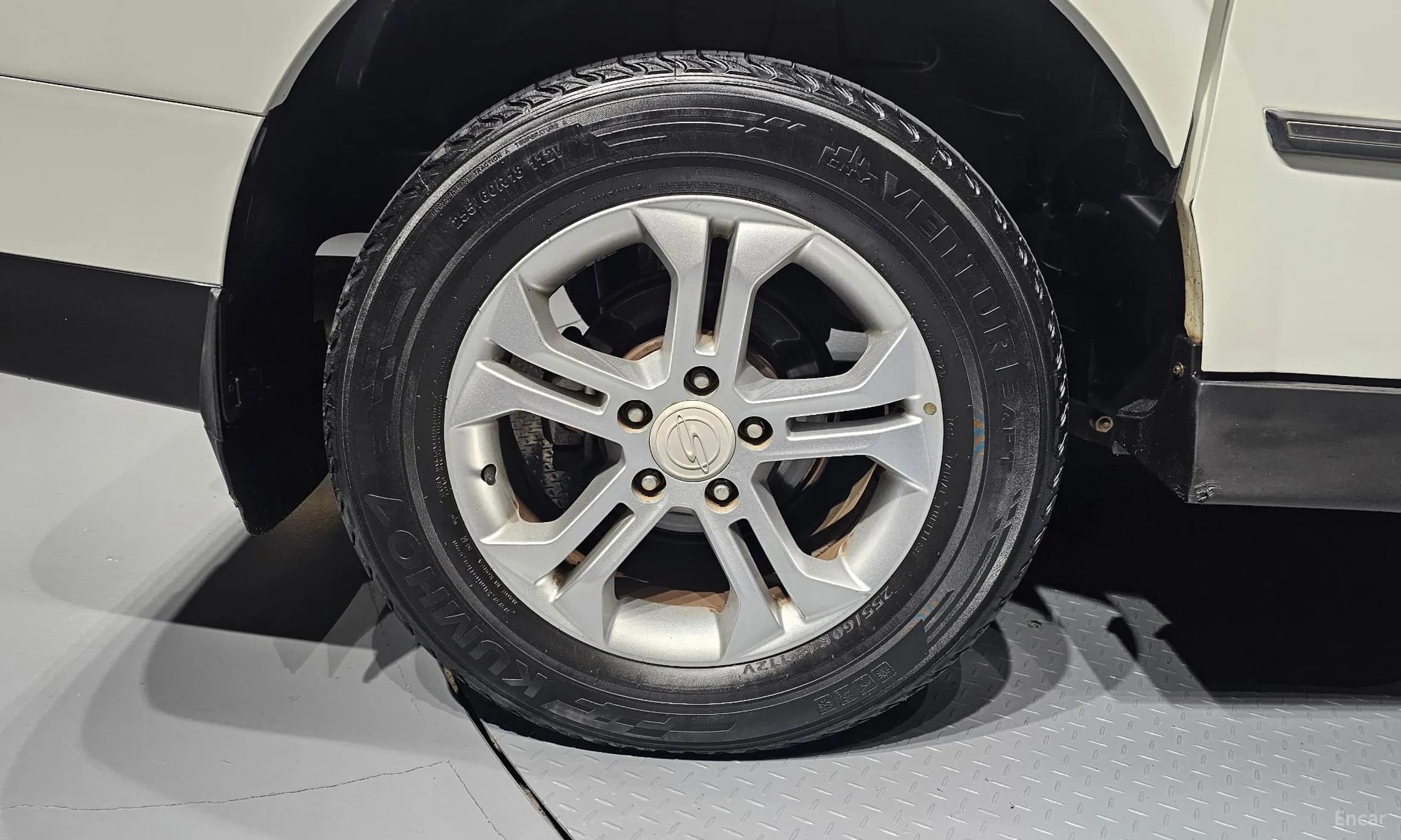 Korando Sports