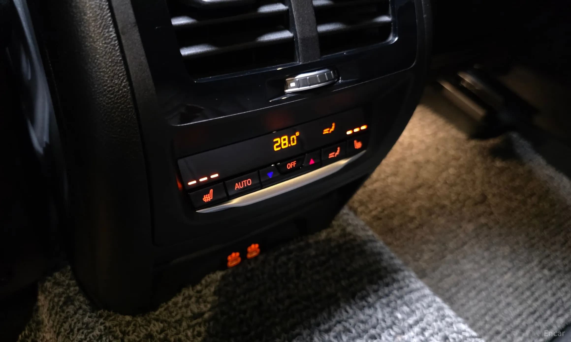 X4 (G02)
