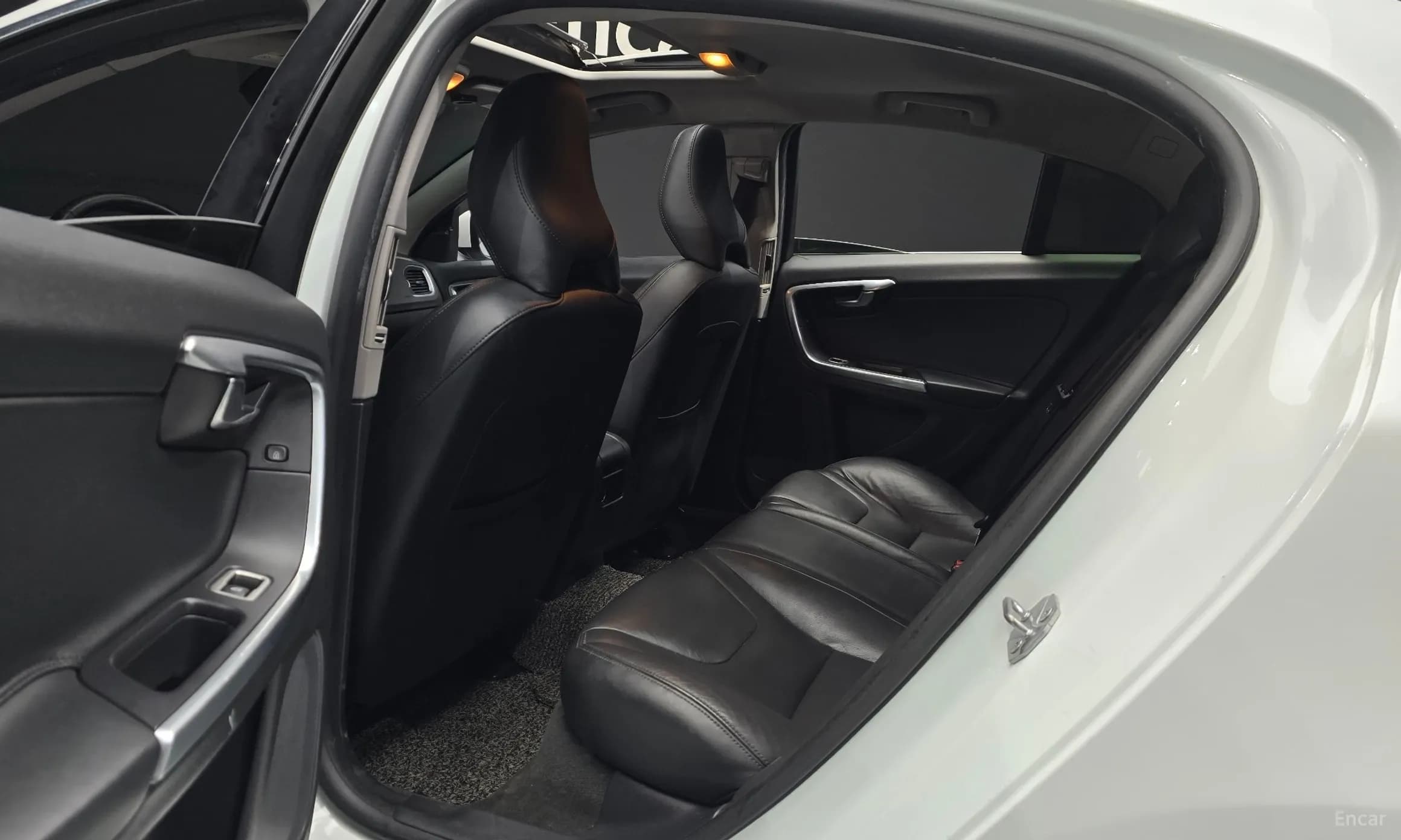 S60