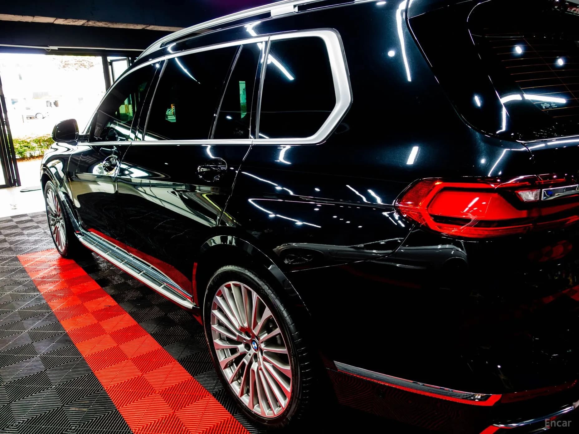 X7 (G07)