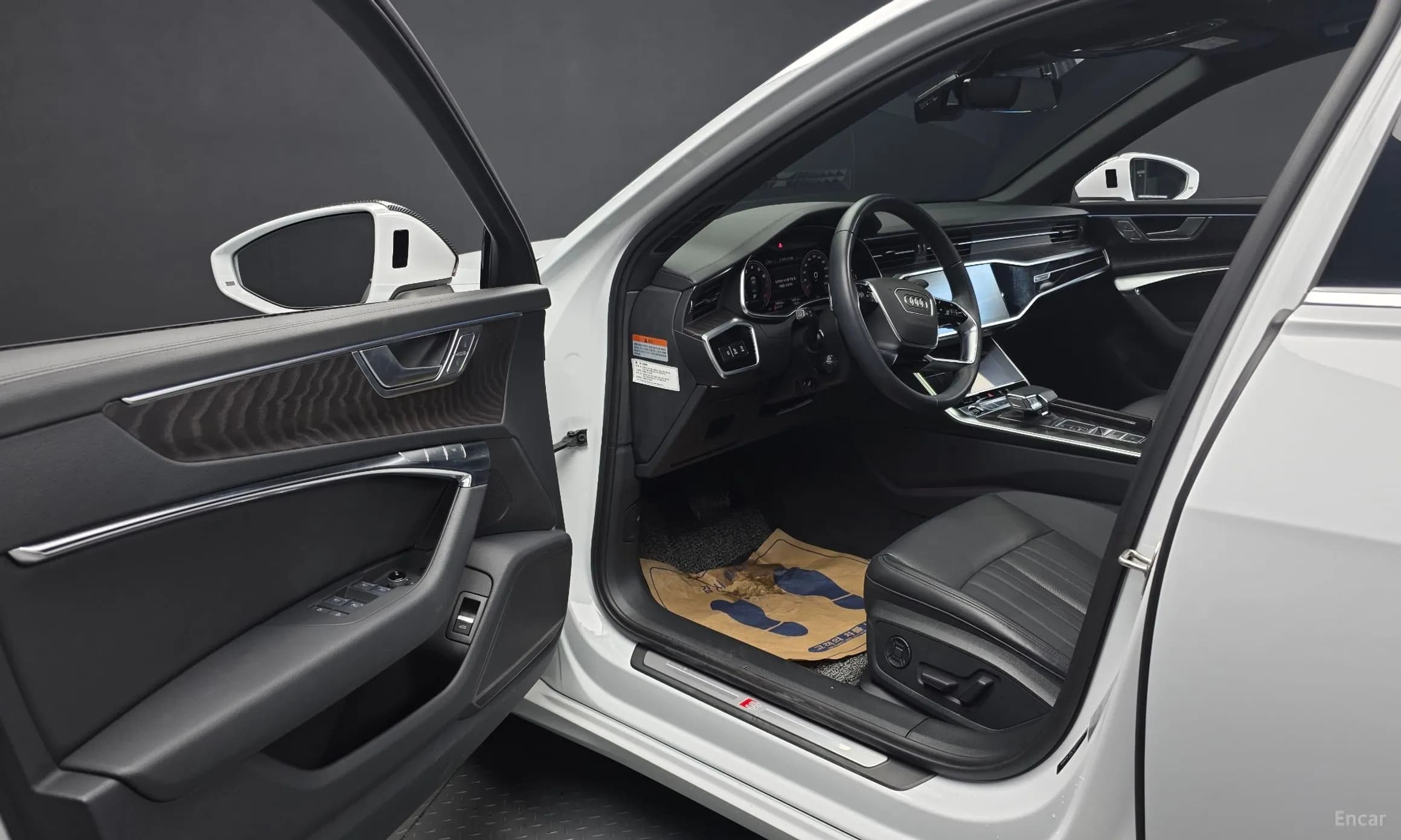 A6 (C8)