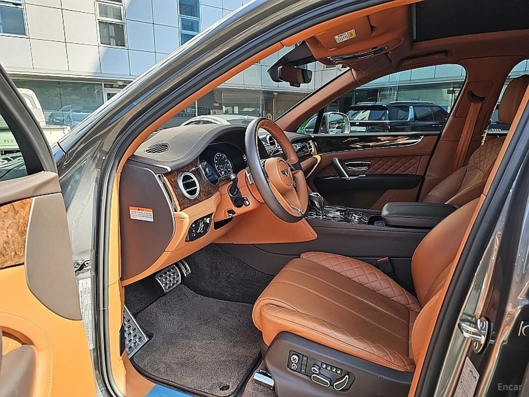 Bentayga