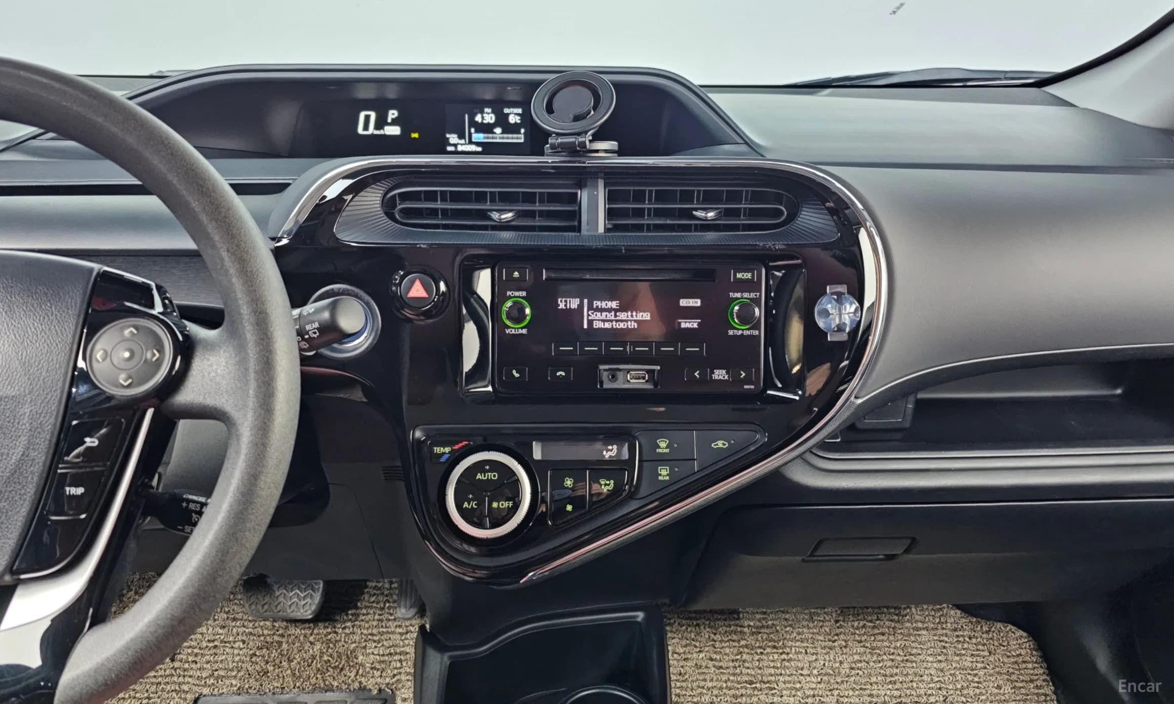 Prius C
