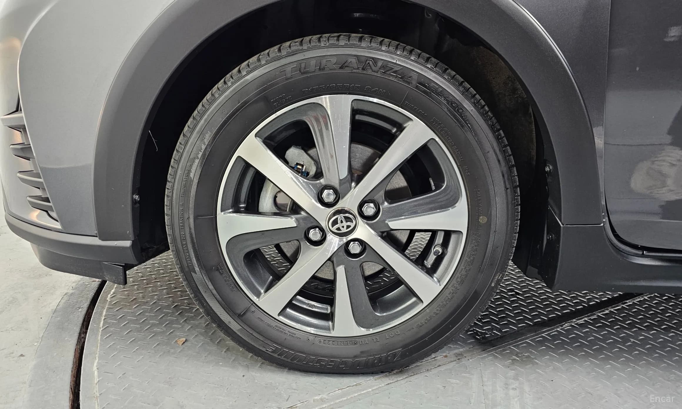 Prius C