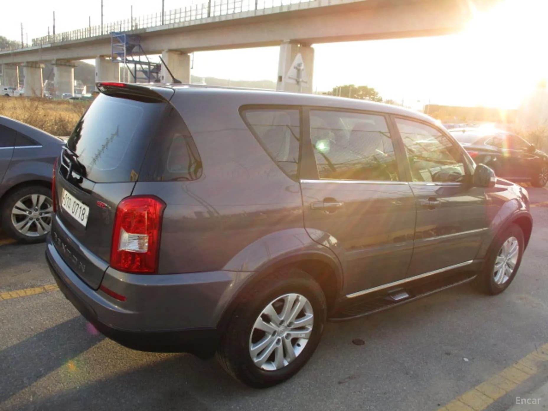 Rexton W
