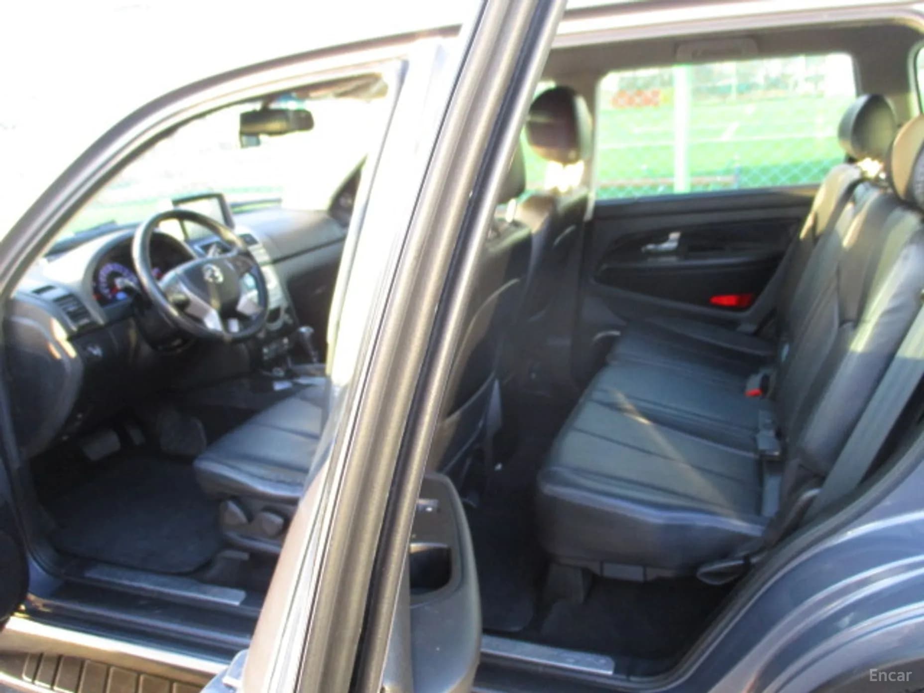 Rexton W