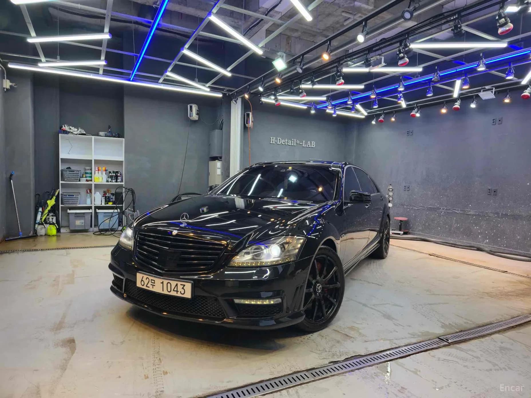 S-Class W221