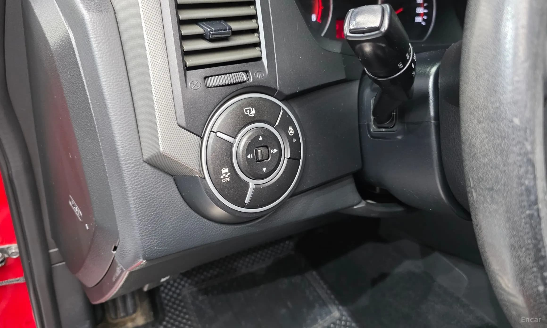Korando Sports