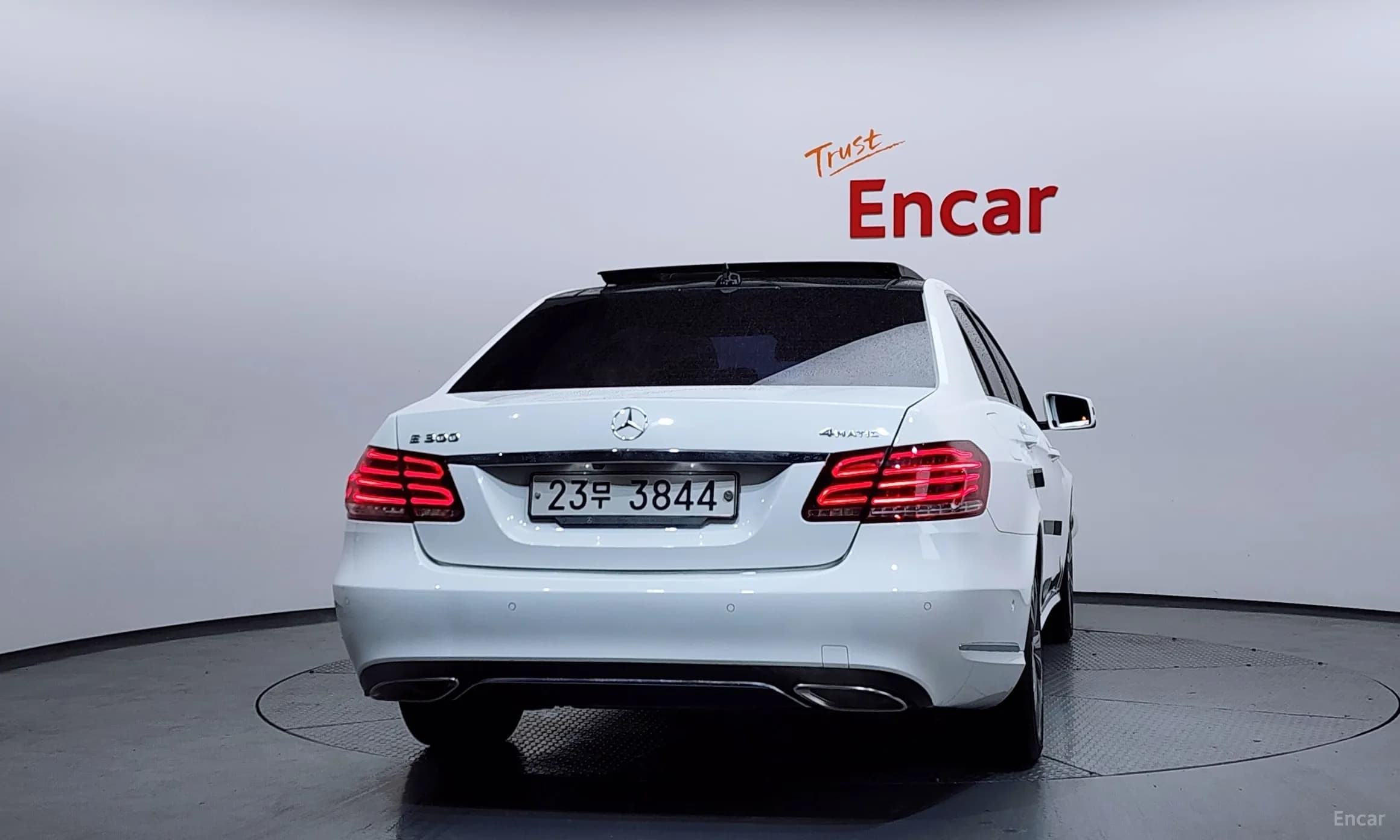 E-Class W212