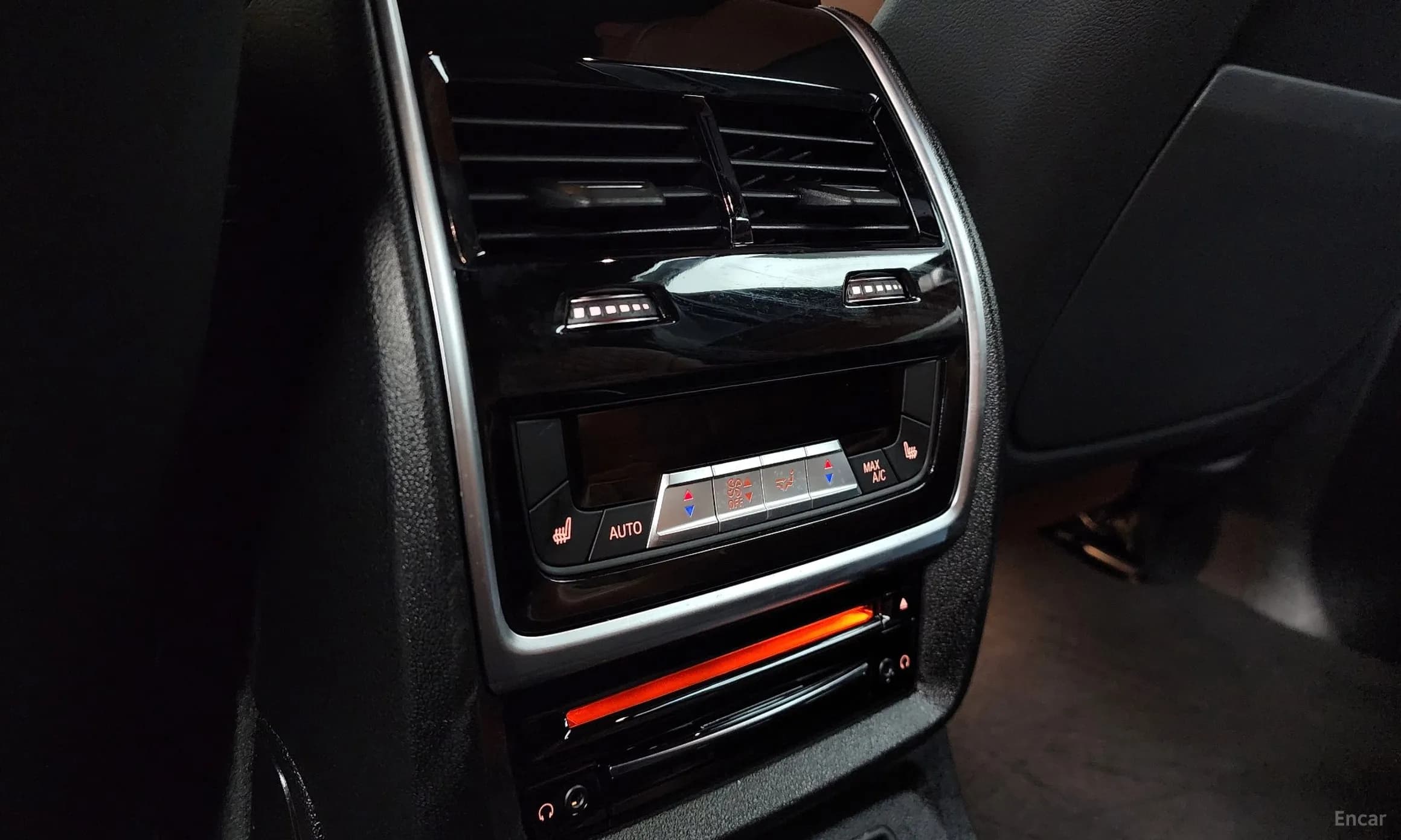 X7 (G07)