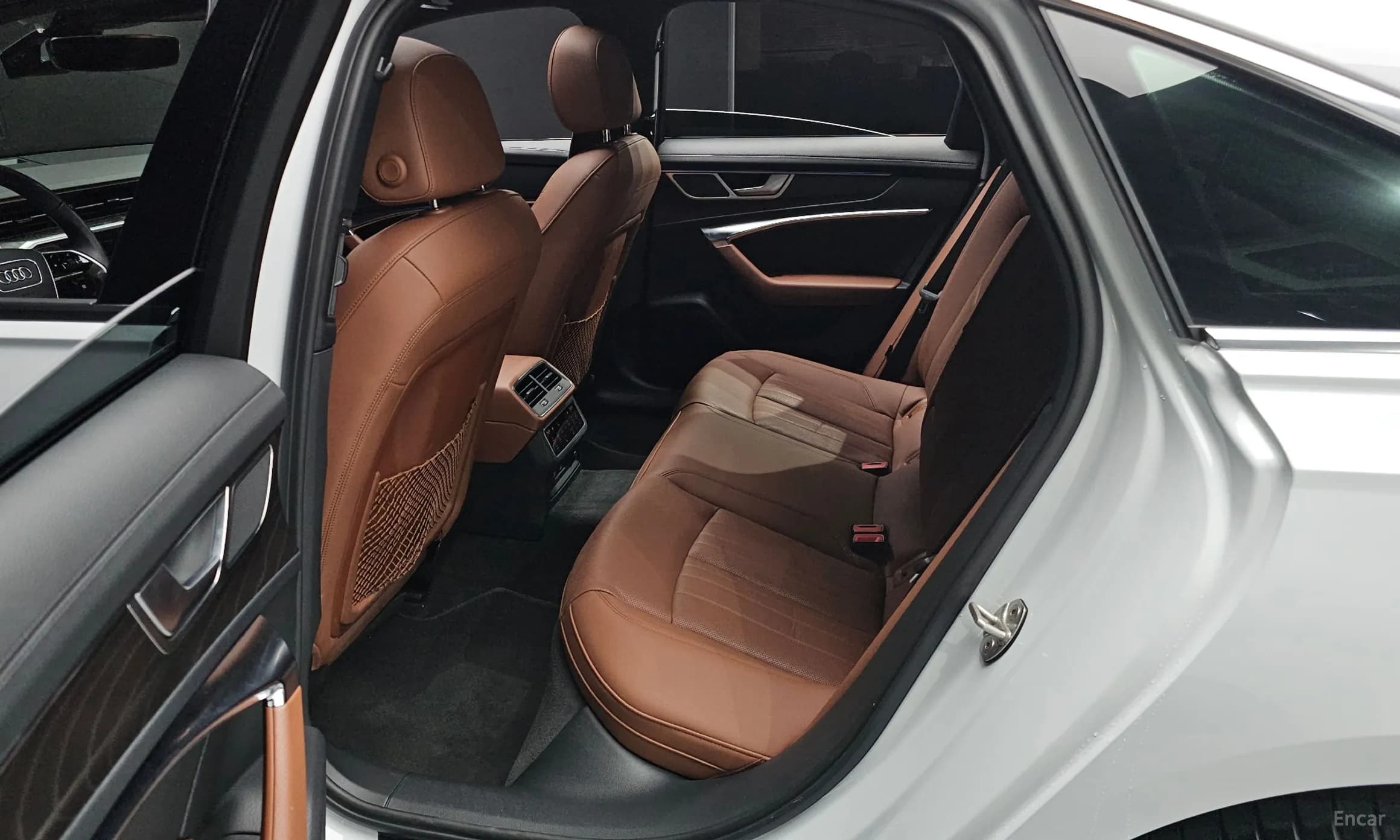 A6 (C8)